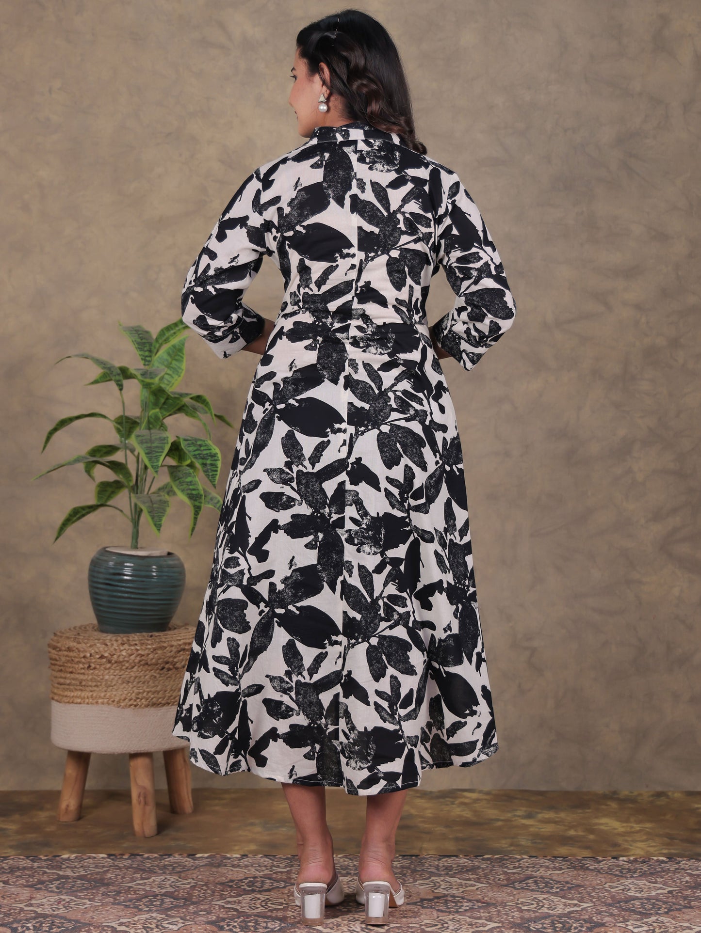 Soft Cotton Floral Flared Black Dress