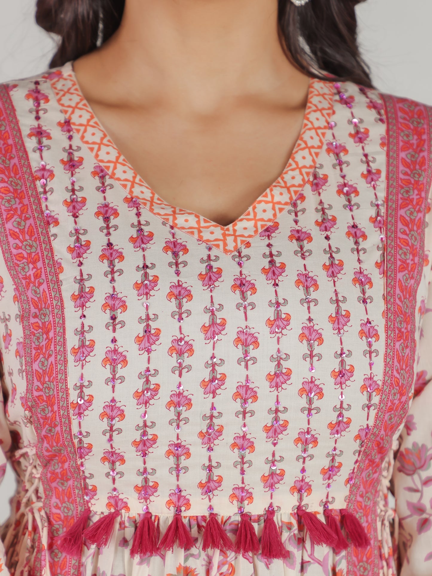 Embroidered Soft Cotton Floral Kalidar Off White Kurta