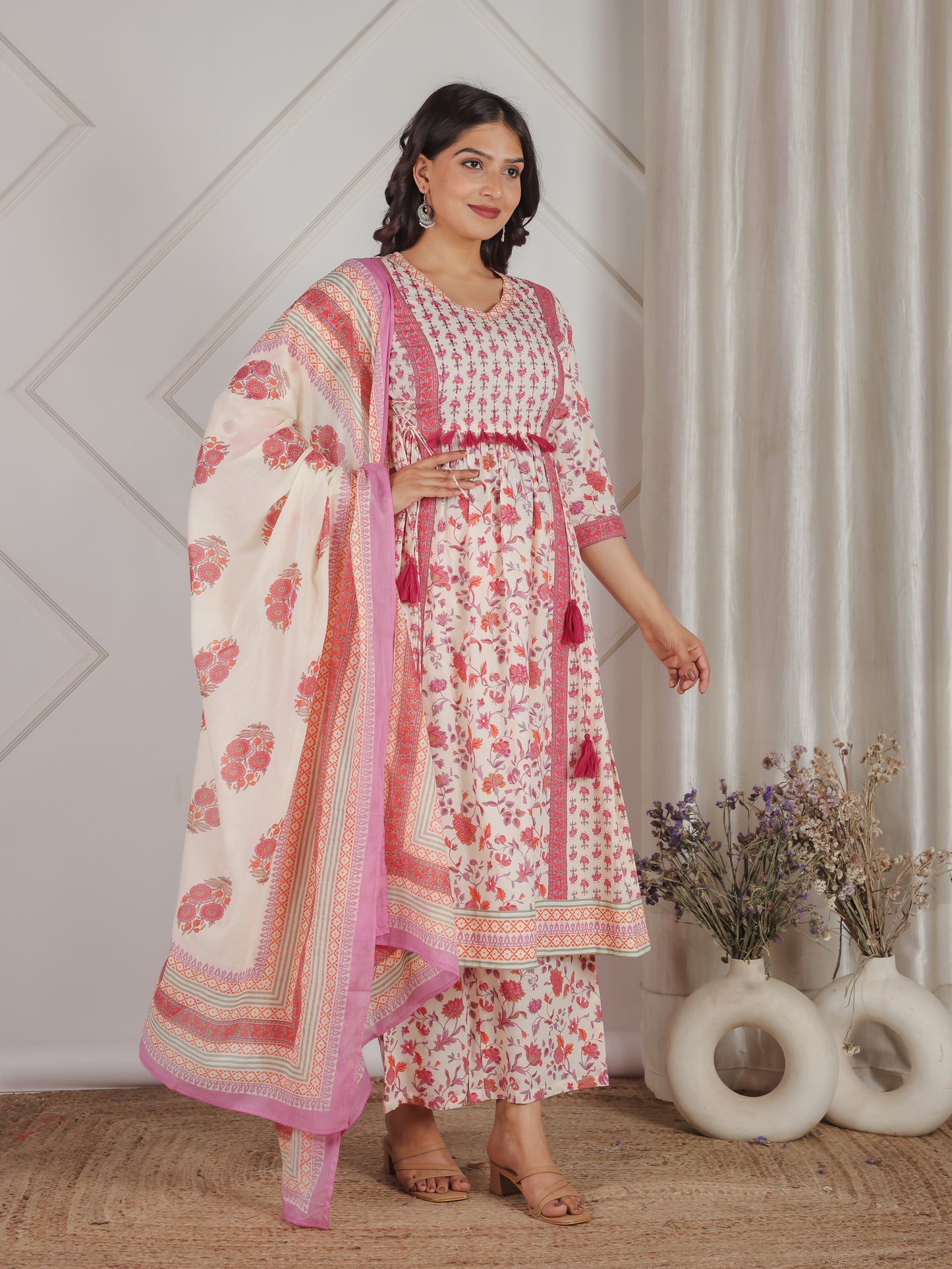 Embroidered Soft Cotton Floral Kalidar Off White Kurta
