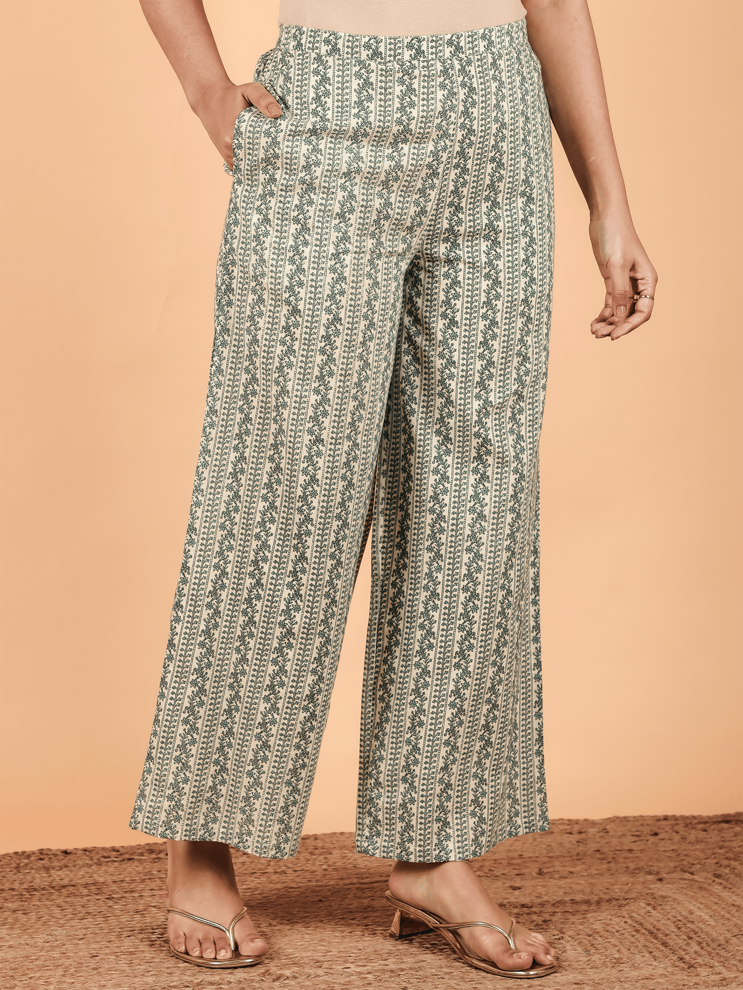 Soft Cotton Floral Panelled Cream Kurta