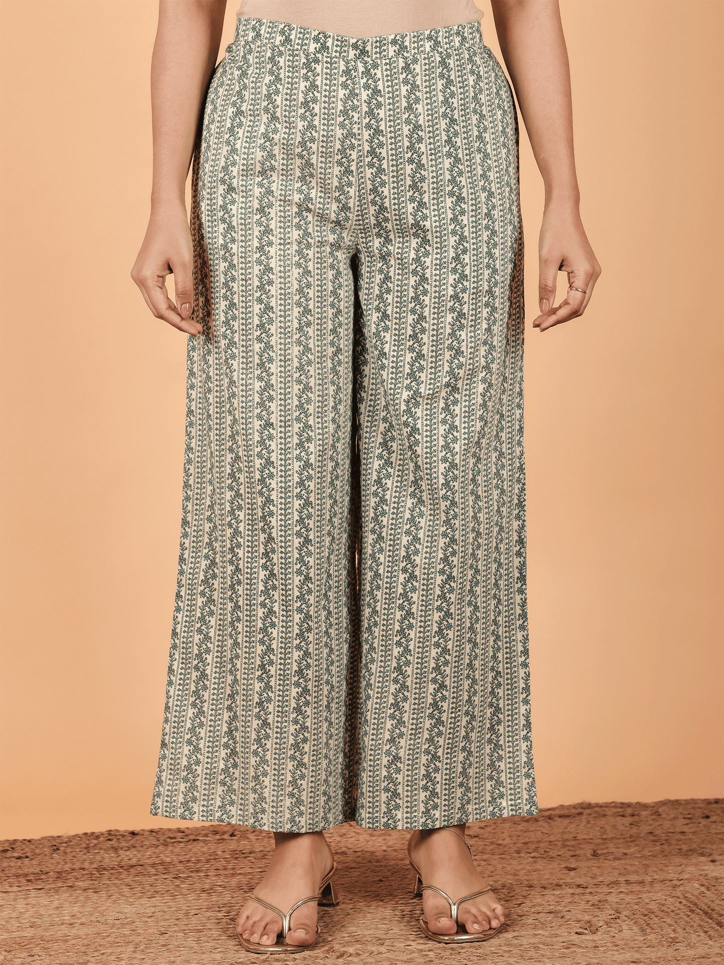 Soft Cotton Floral Panelled Cream Kurta