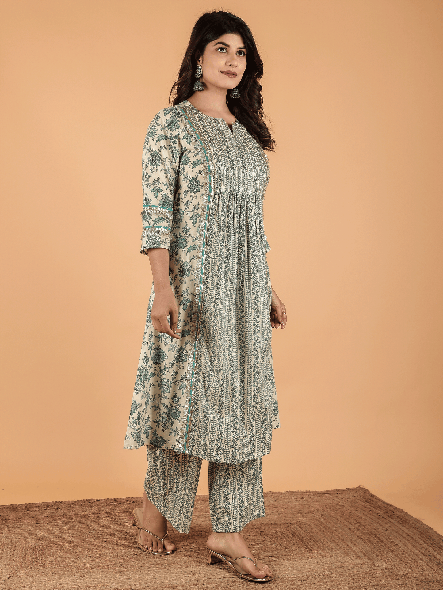 Soft Cotton Floral Panelled Cream Kurta