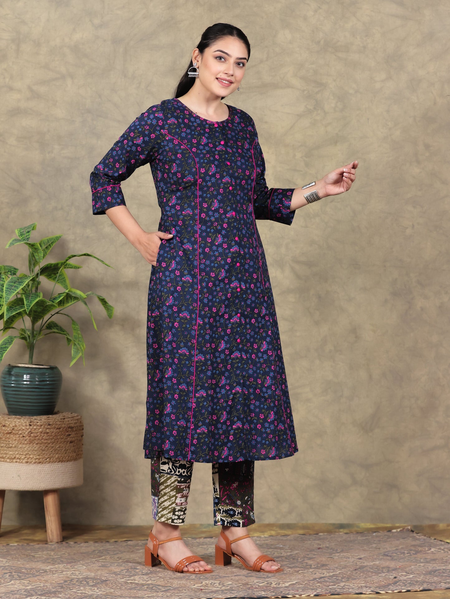 Soft Cotton Floral Straight Blue Kurta