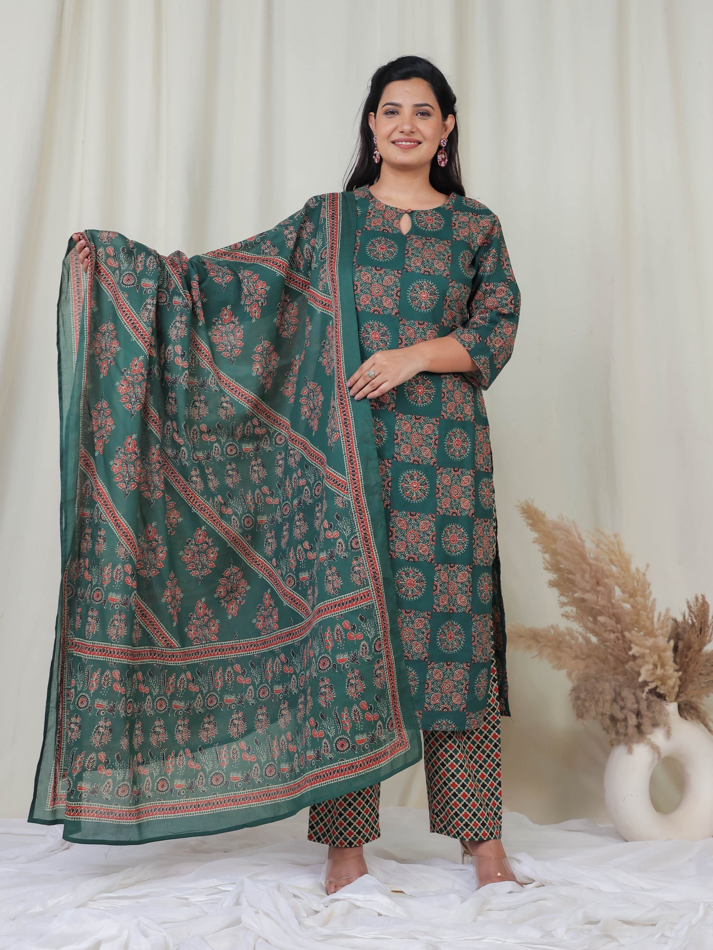 Cotton Voile Geometric Green Dupatta
