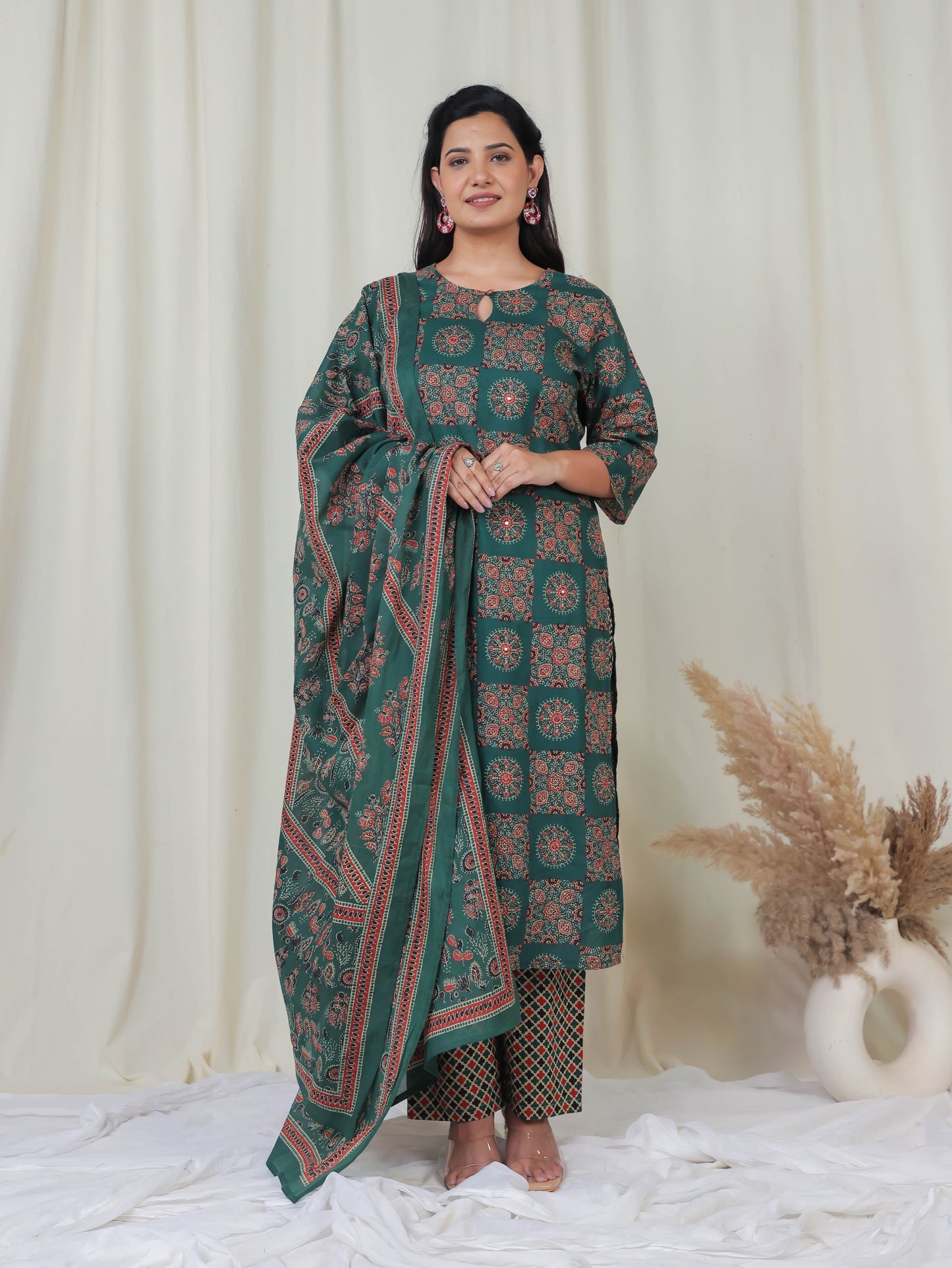Cotton Voile Geometric Green Dupatta