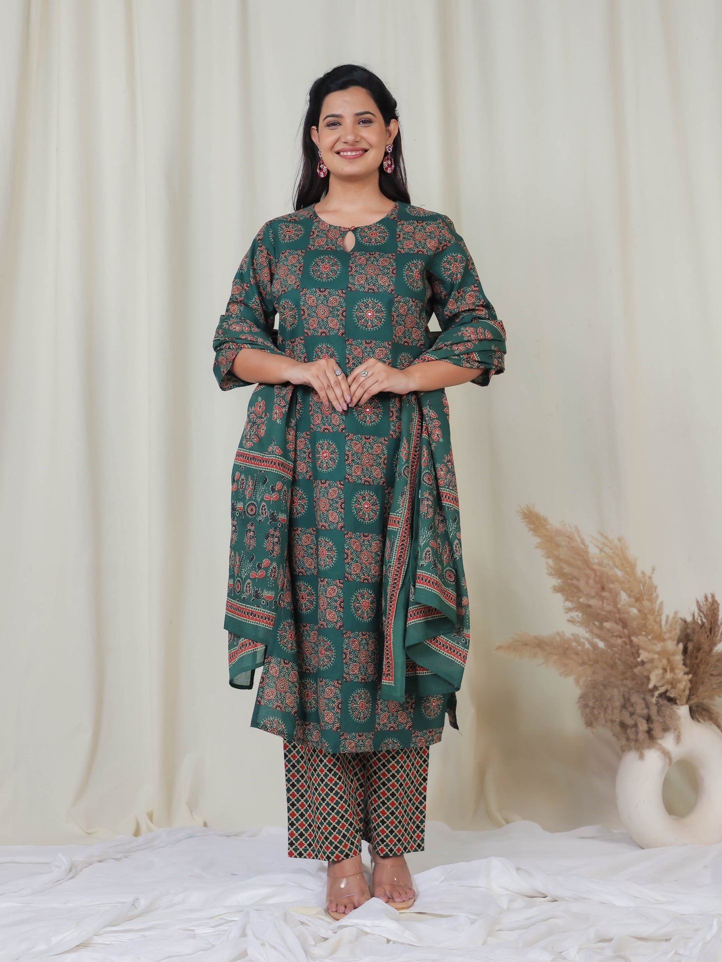 Cotton Voile Geometric Green Dupatta
