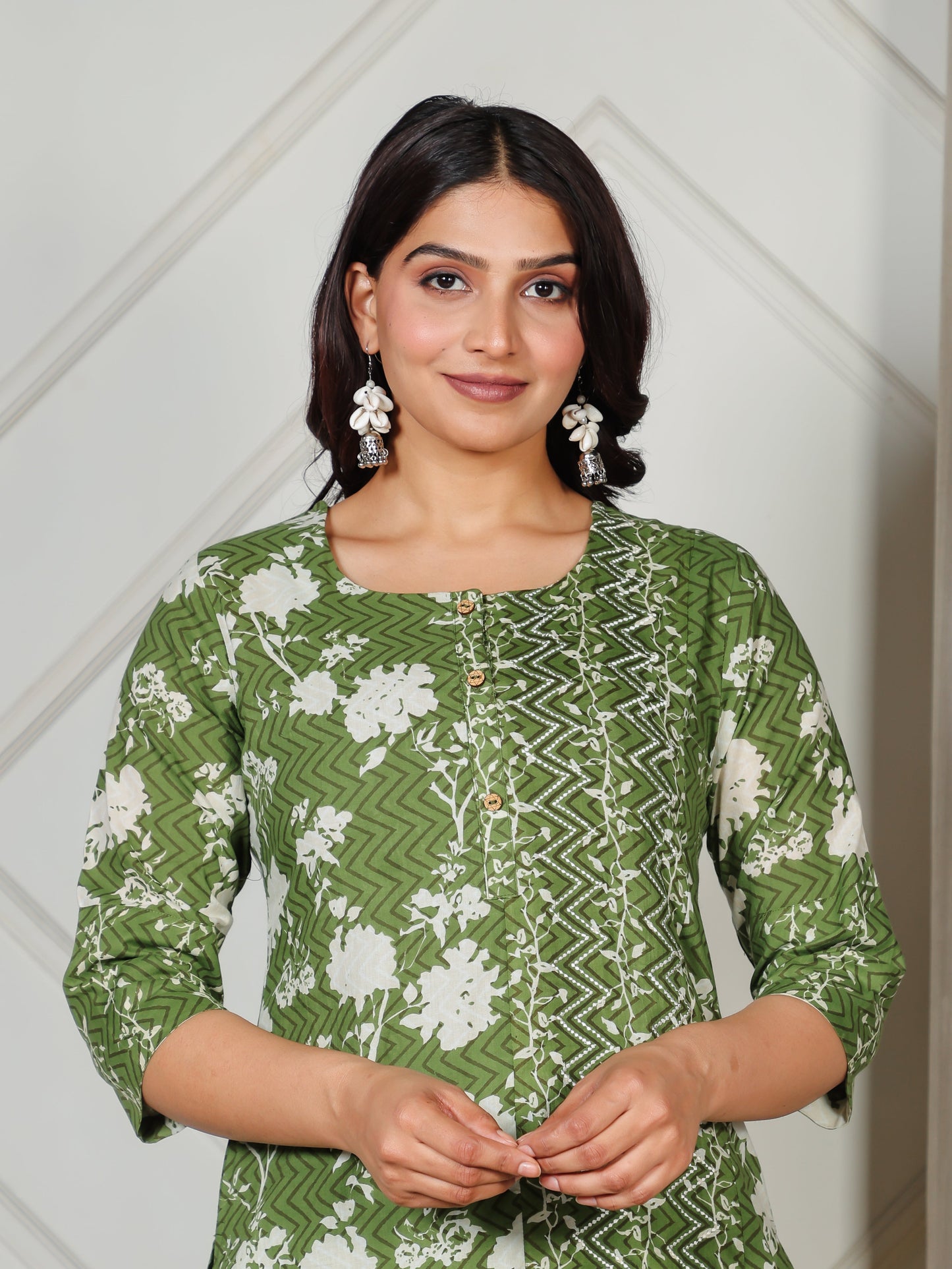 Embroidered Soft Cotton Abstract Straight Green Kurta