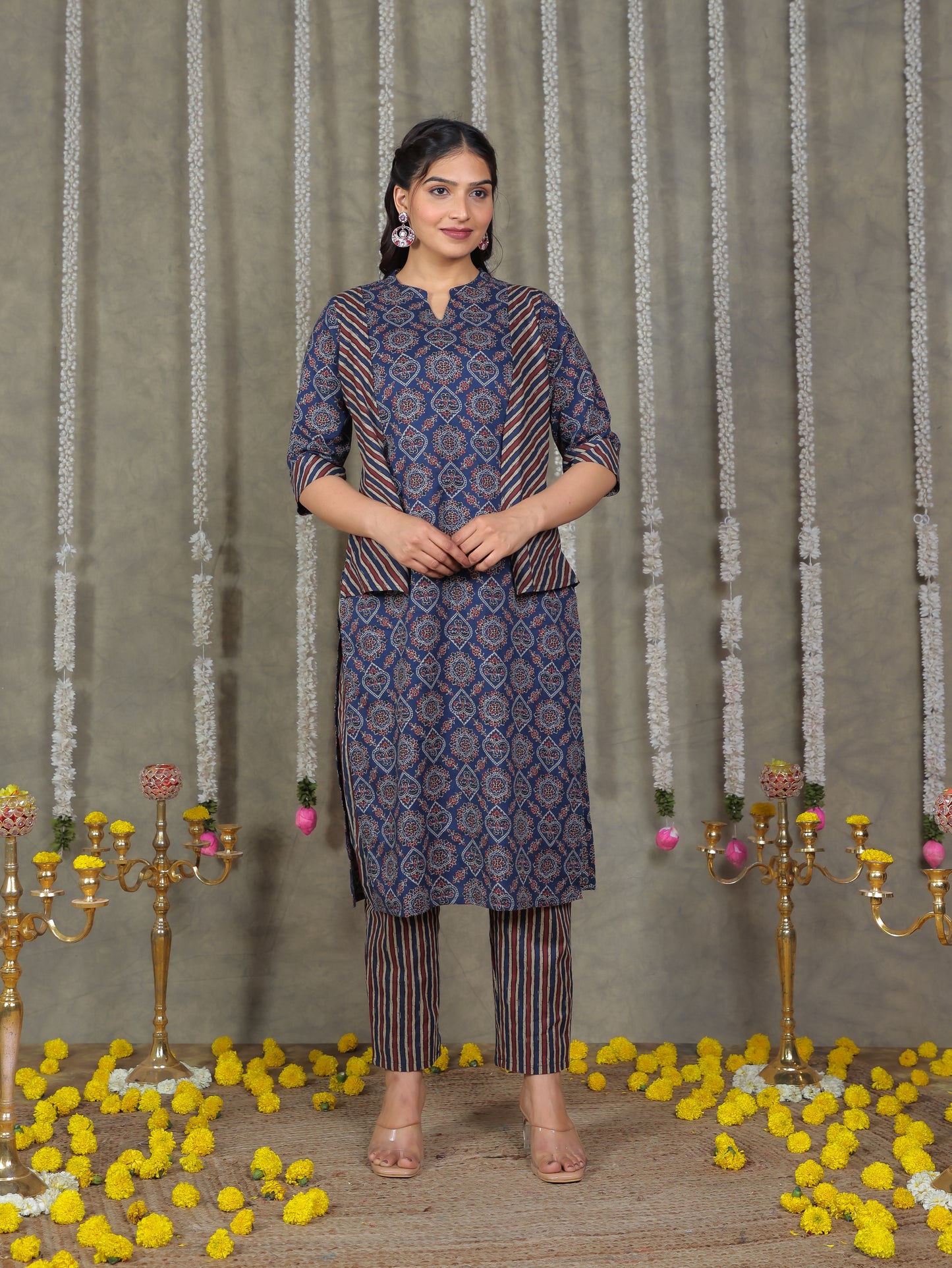 Soft Cotton Geometric Straight Blue Kurta