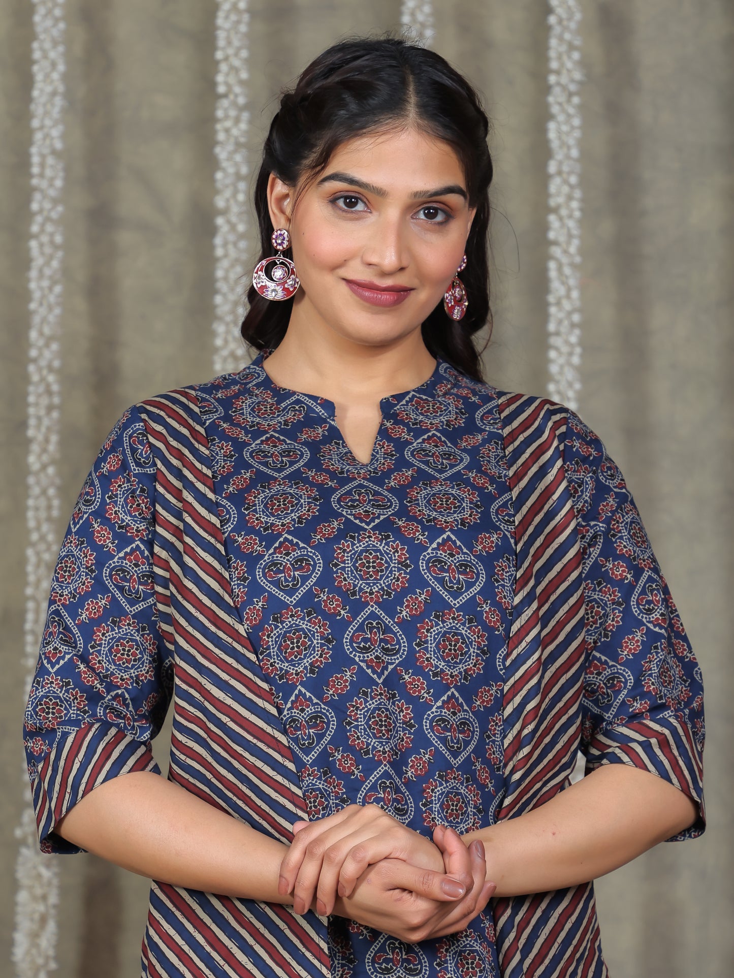 Soft Cotton Geometric Straight Blue Kurta