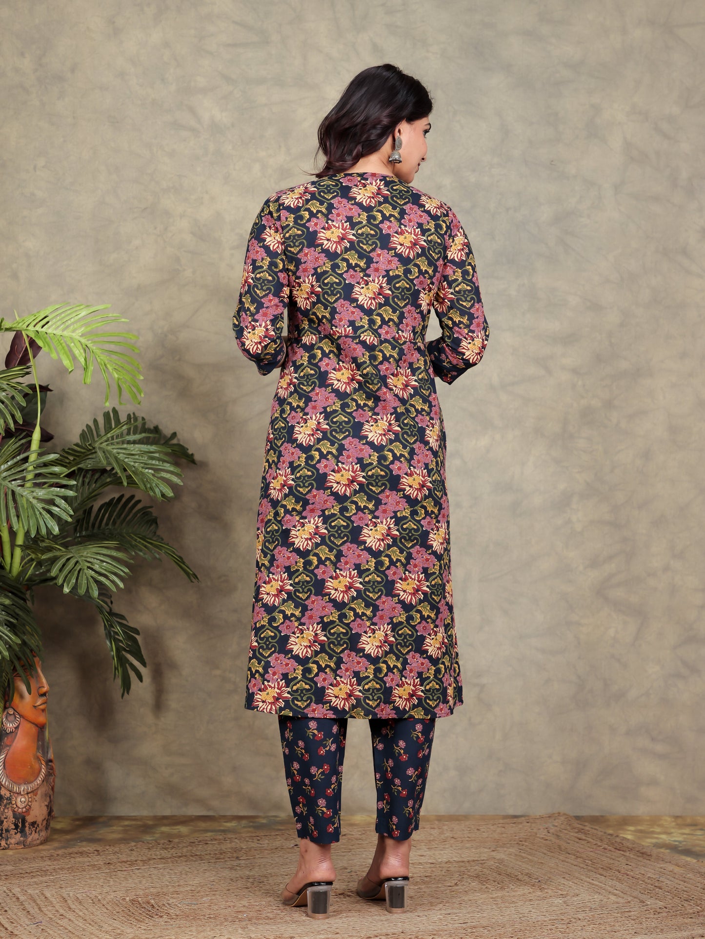 Soft Cotton Floral Straight Navy Blue Kurta
