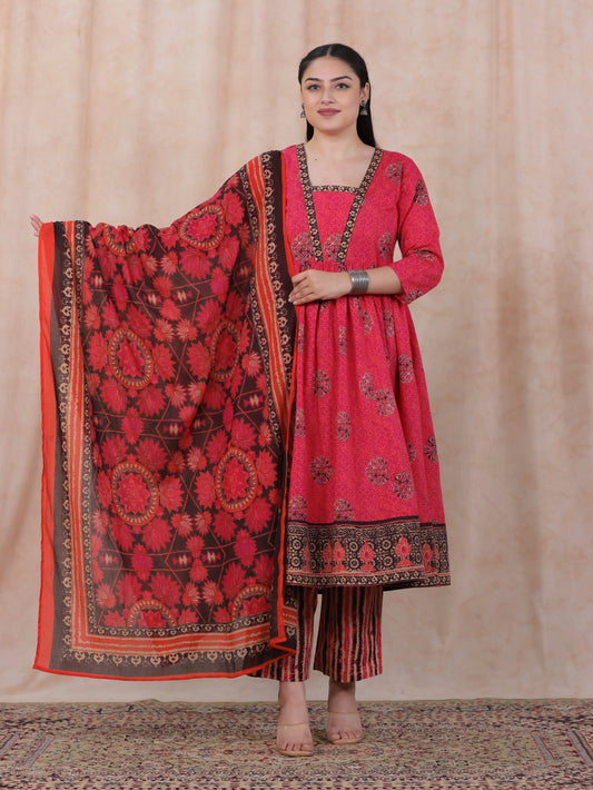 Soft Cotton Geometric Anarkali Pink Kurta