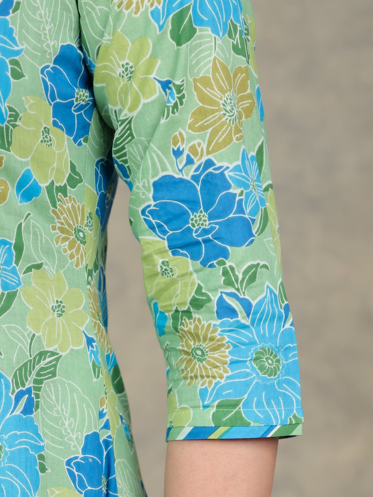 Soft Cotton Floral Panelled Green Kurta