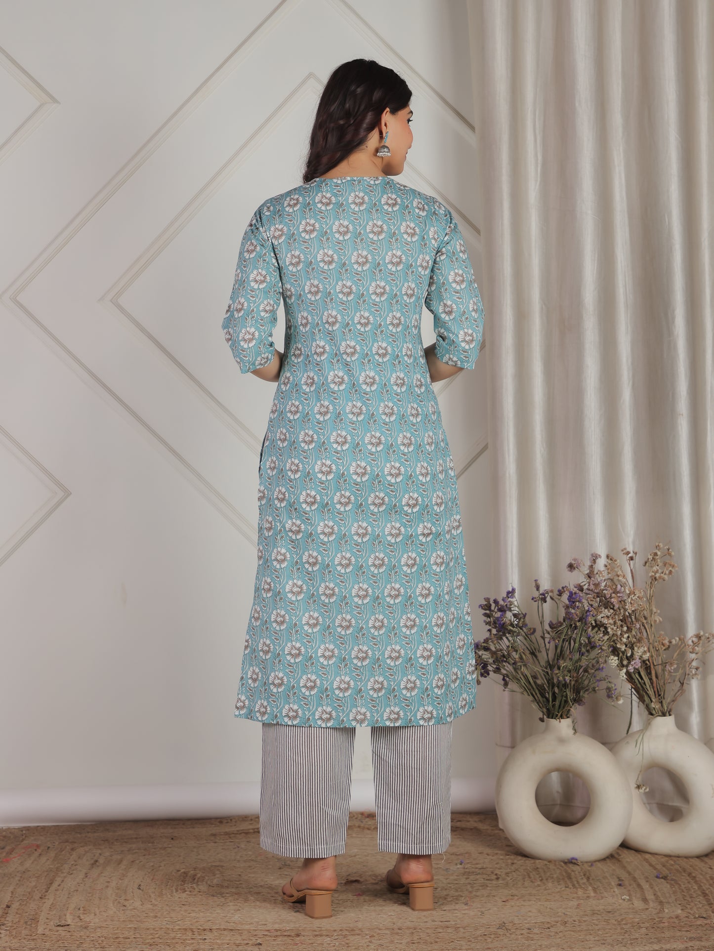 Soft Cotton Geometric Straight Blue Kurta