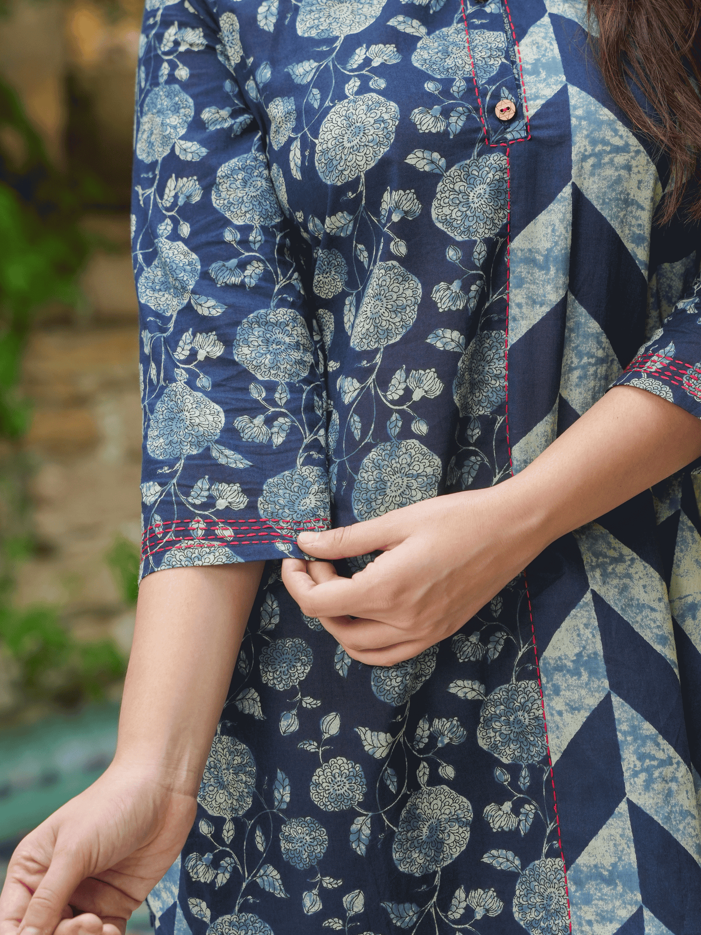 Embroidered Soft Cotton Geometric Straight Blue Kurta