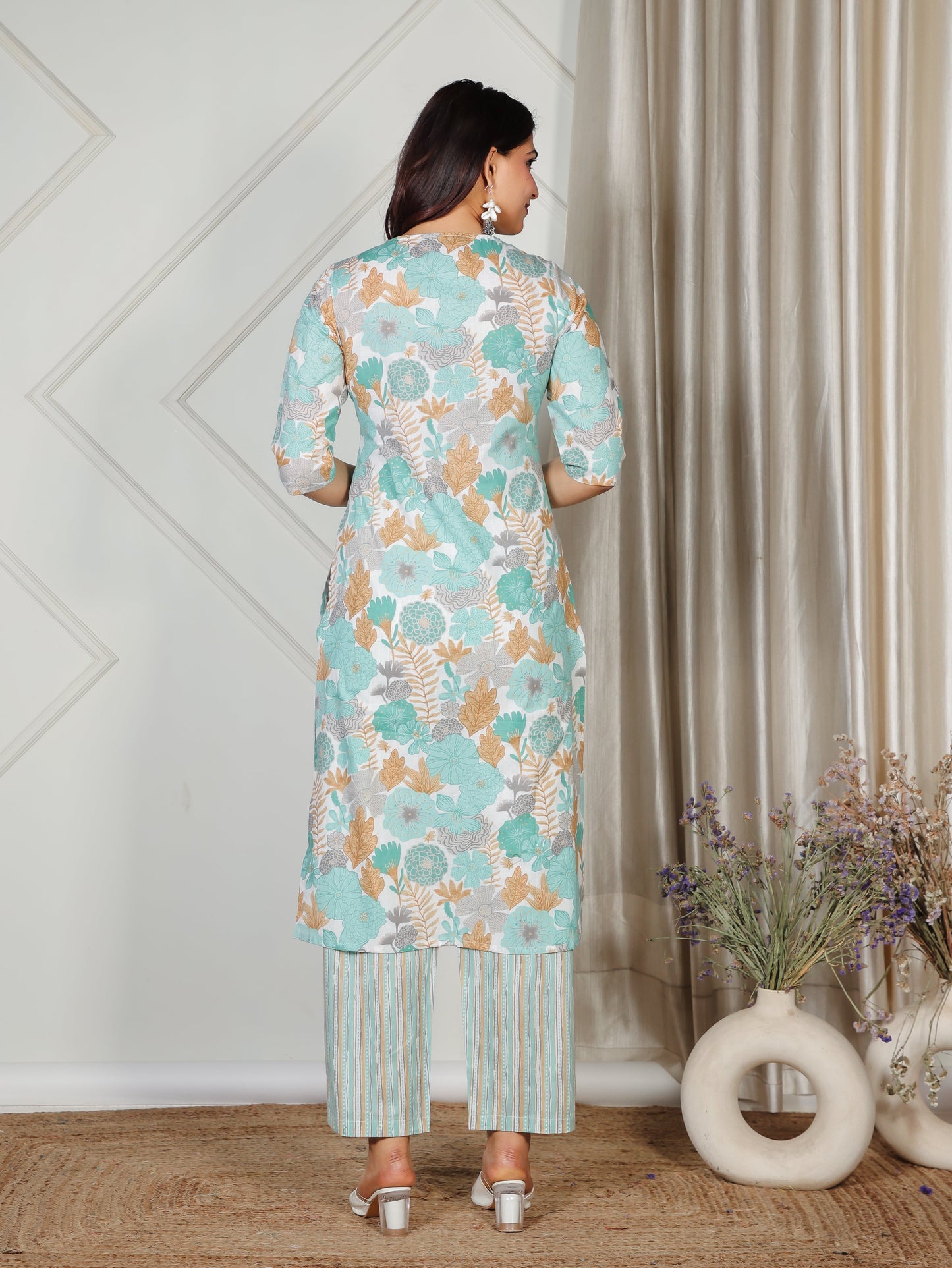 Soft Cotton Floral Straight Teal Kurta