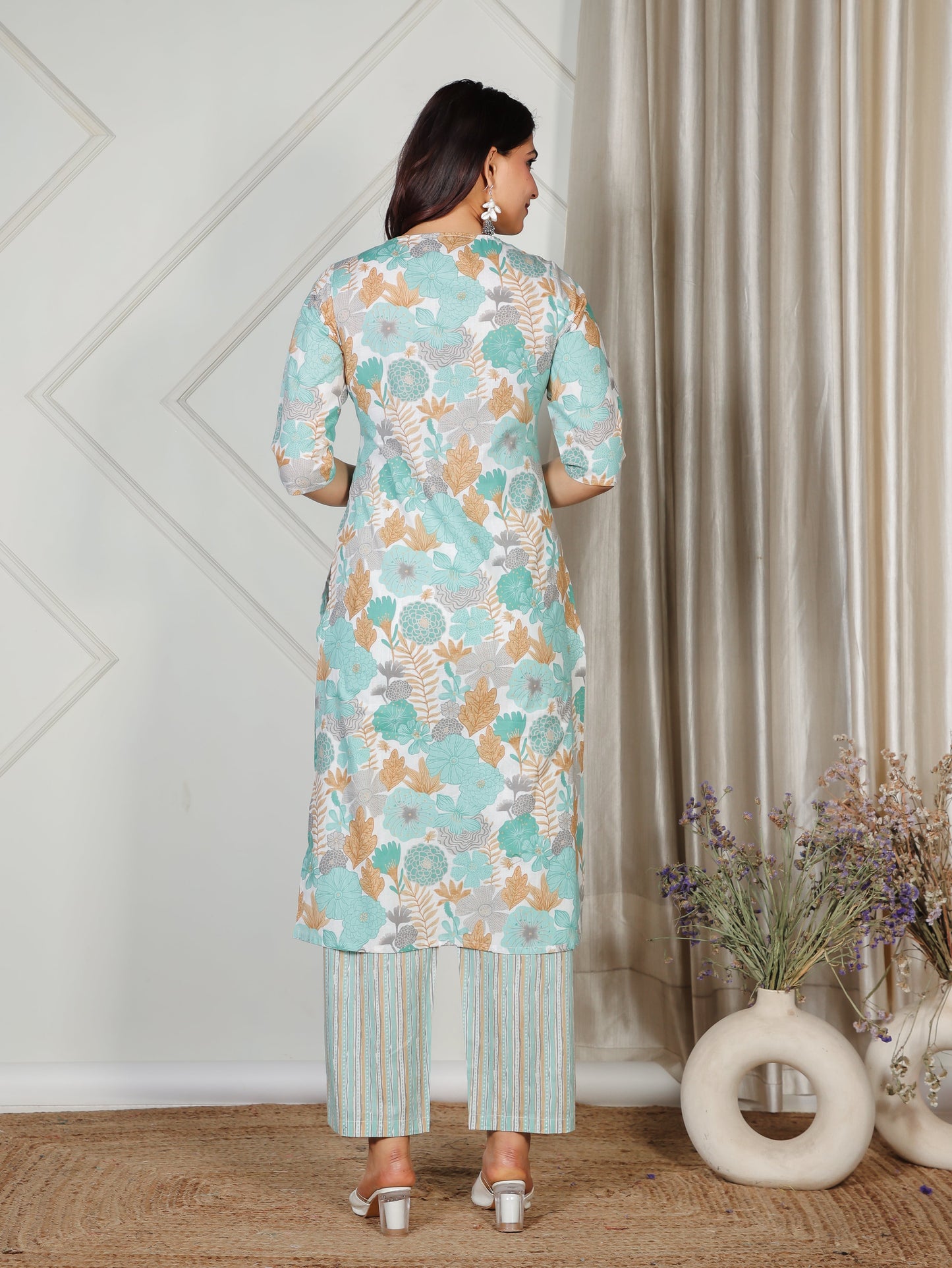 Soft Cotton Floral Straight Teal Kurta