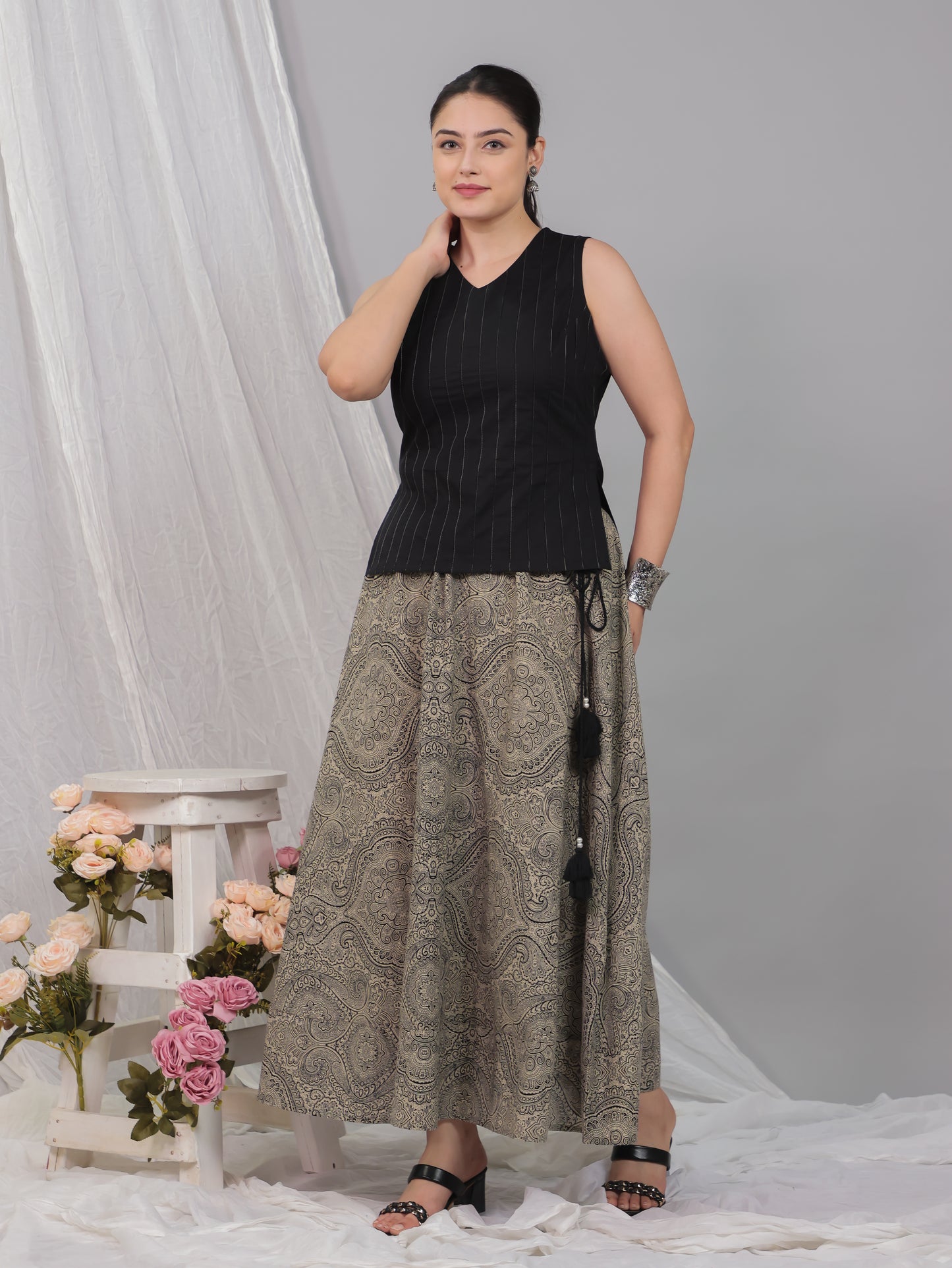 Soft Cotton Solid Straight Black Kurta (With Necklace)