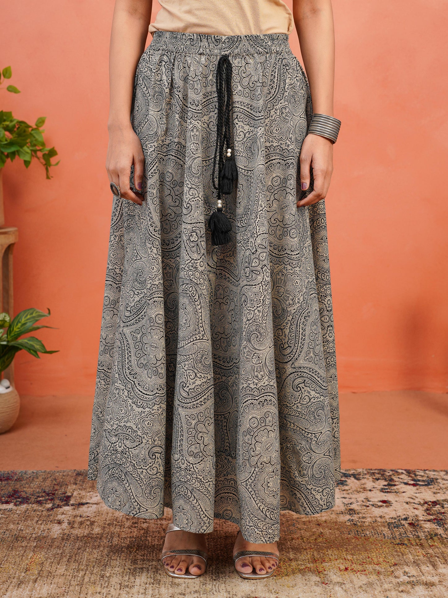Soft Cotton Solid Straight Black Kurta (With Necklace)