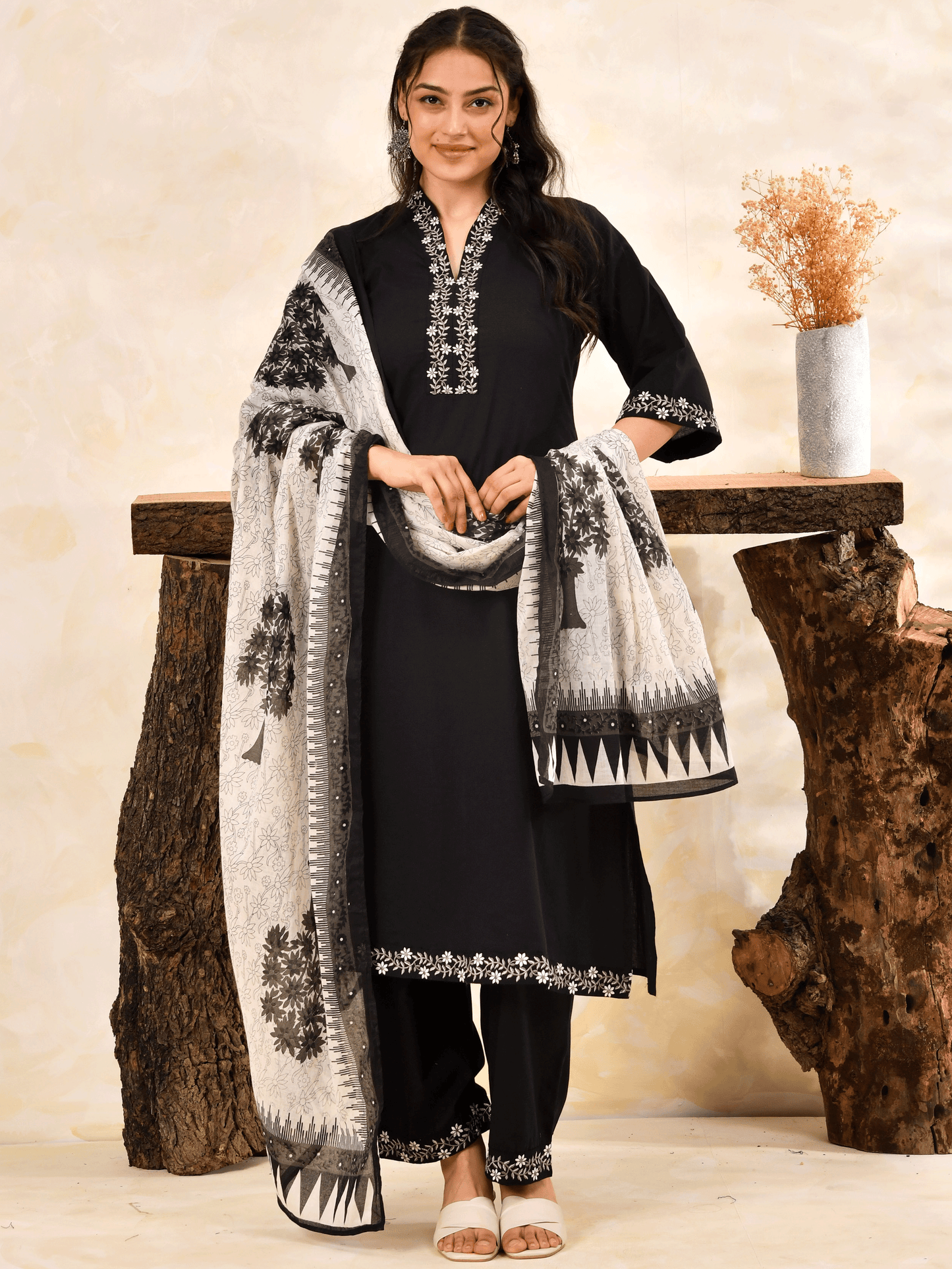Embroidered Soft Cotton Solid A-line Black Kurta
