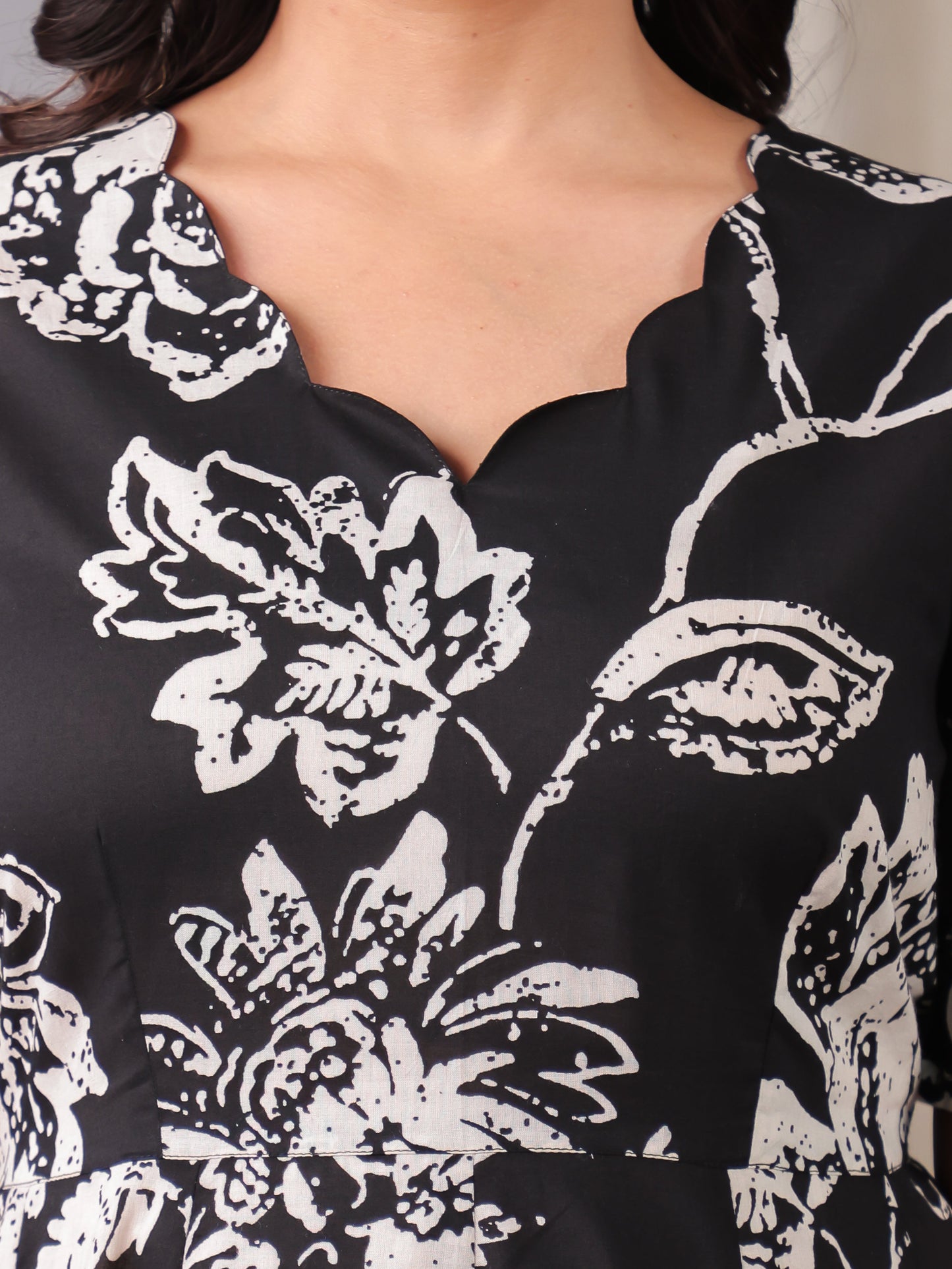 Soft Cotton Floral Flared Black Dress