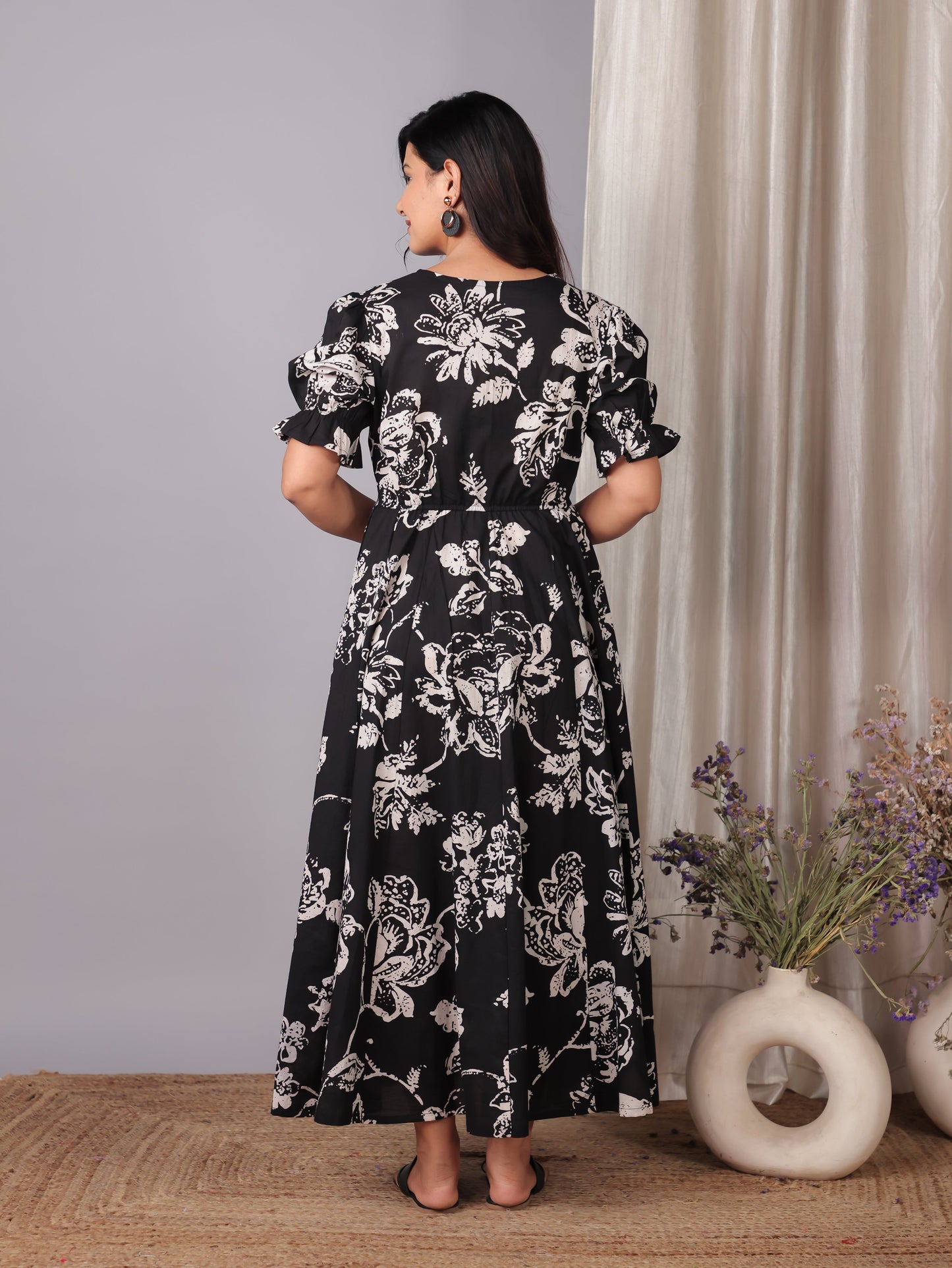 Soft Cotton Floral Flared Black Dress