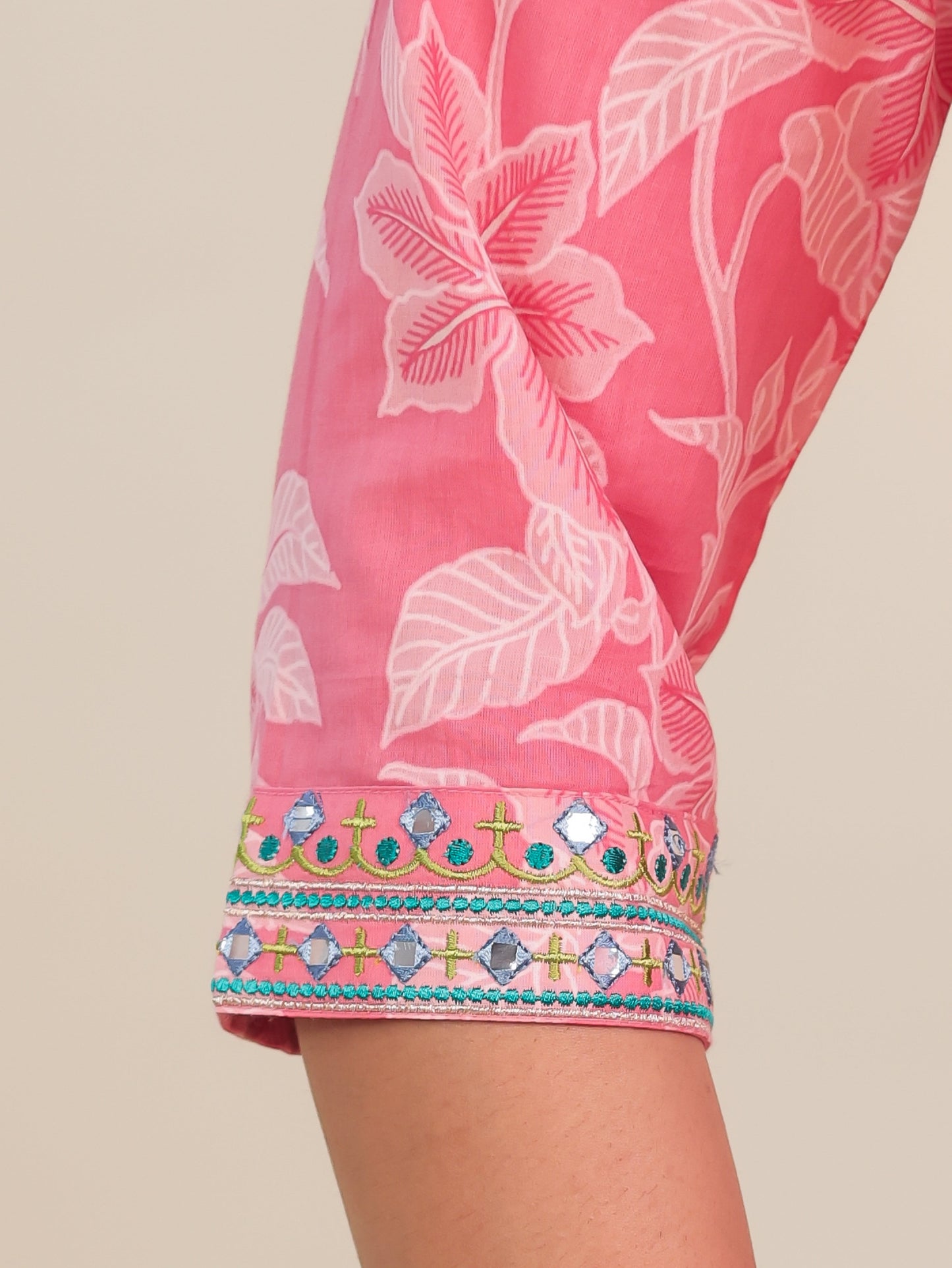 Embroidered Soft Cotton Floral Straight Peach Kurta