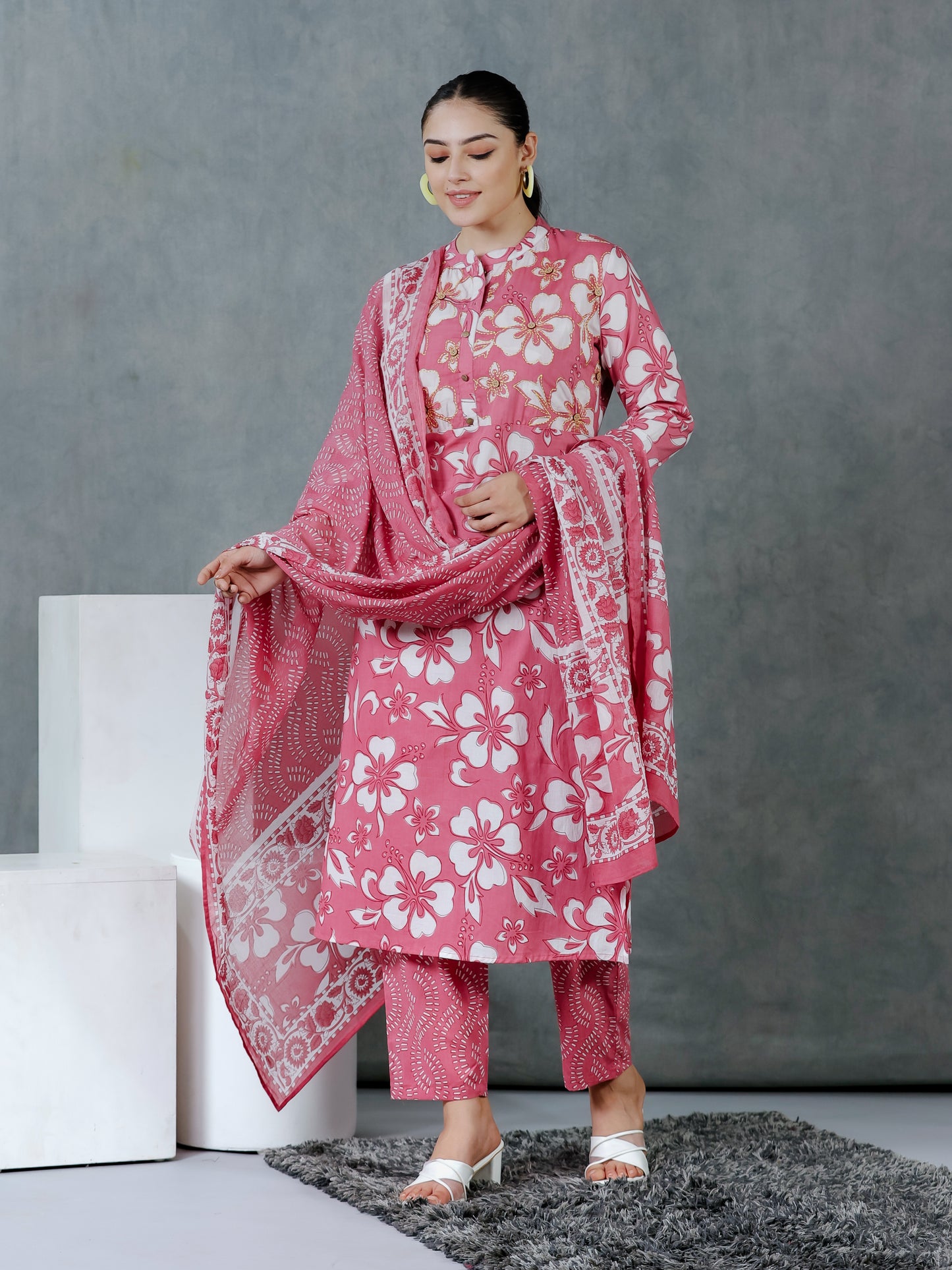 Embroidered Soft Cotton Floral Pink Kurta
