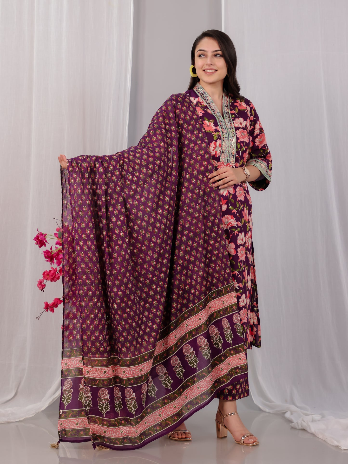 Embroidered Soft Cotton Floral Straight Wine Kurta