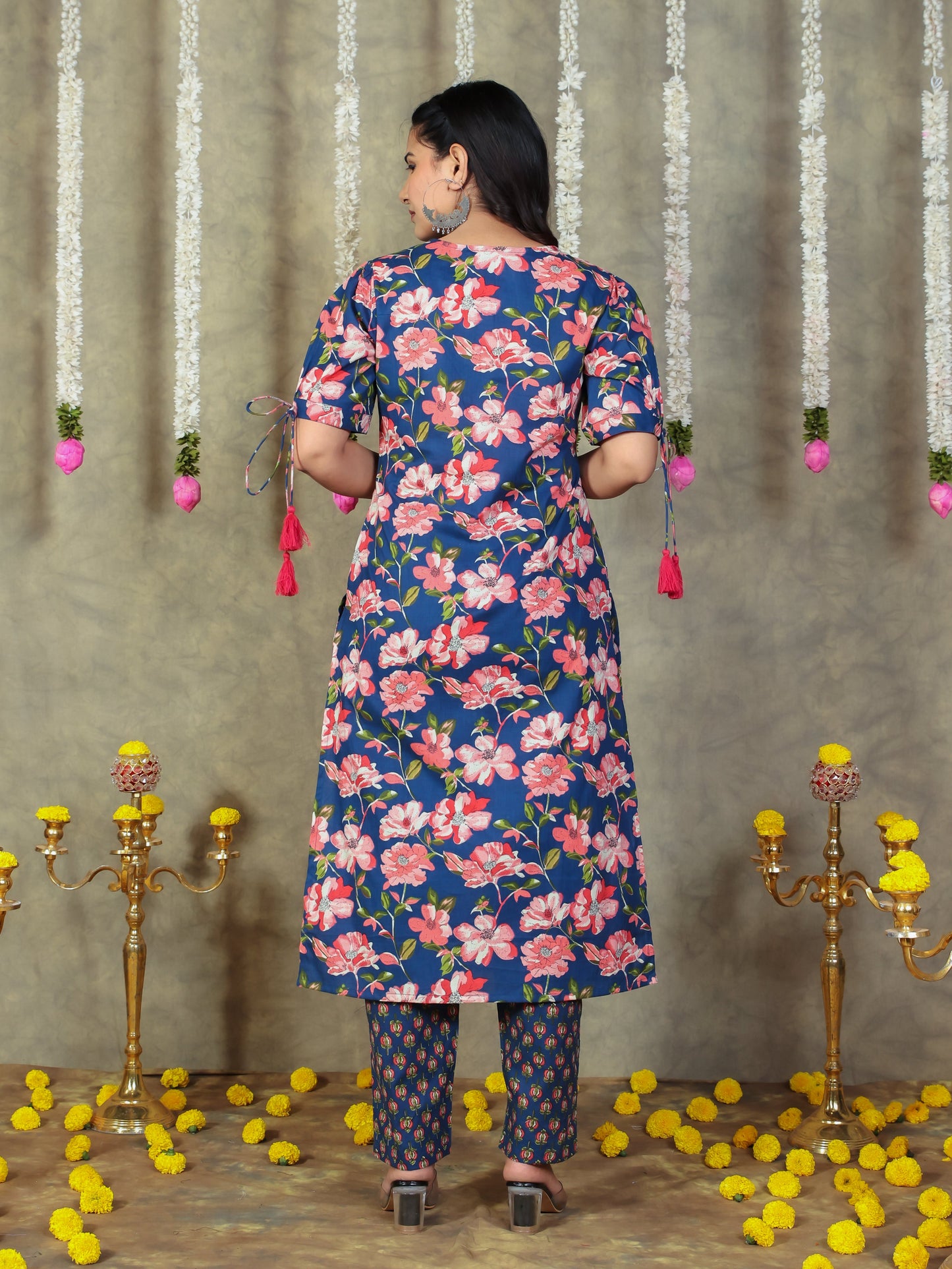 Soft Cotton Floral Straight Blue Kurta