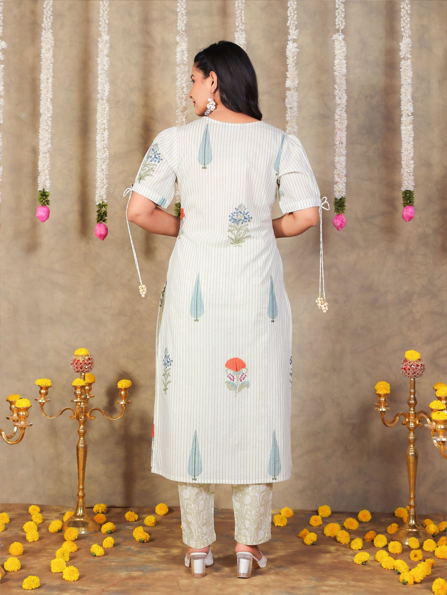 Soft Cotton Floral Straight Off White Kurta