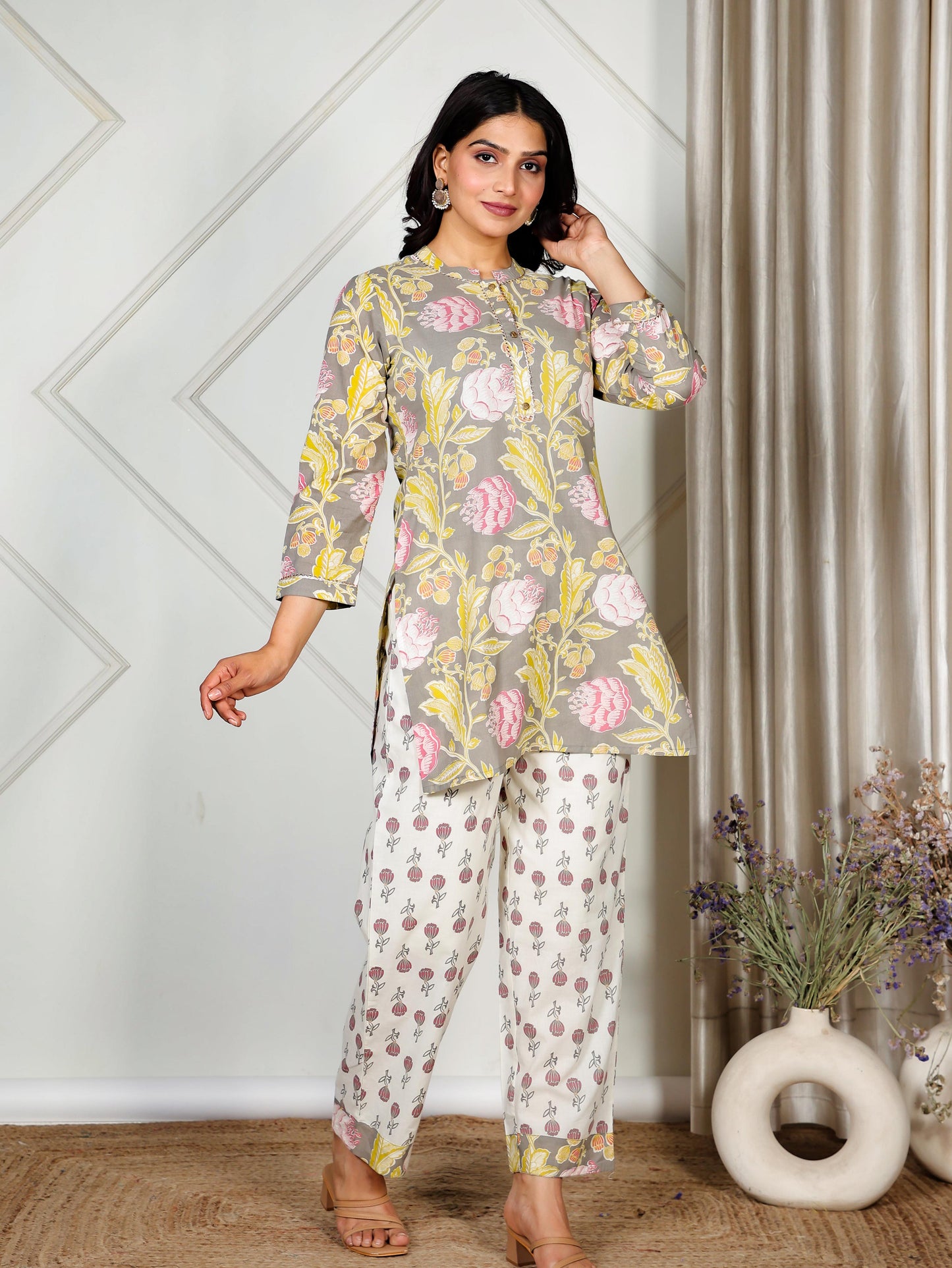 Soft Cotton Floral Straight Grey Kurta