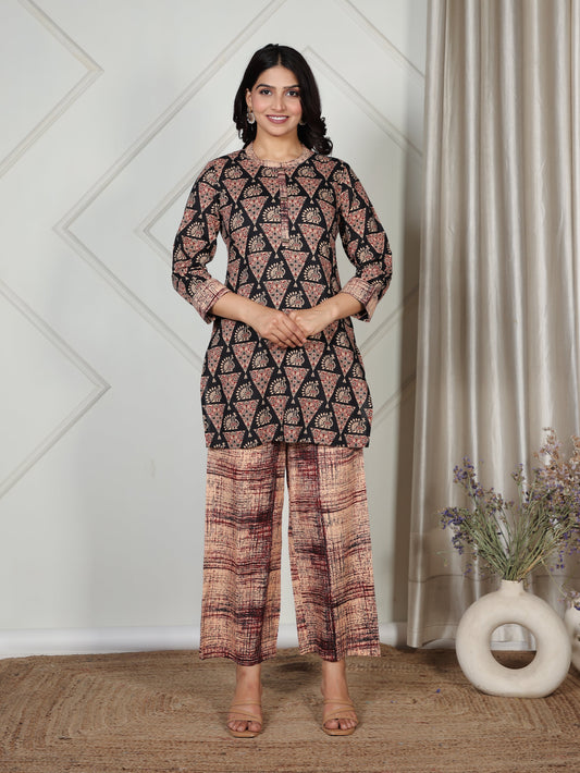 Soft Cotton Geometric Straight Black Kurta