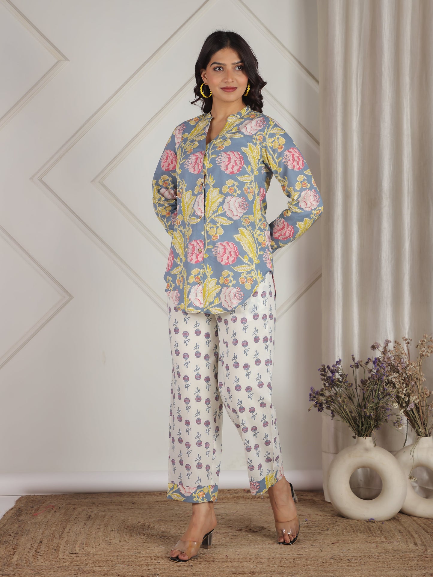 Soft Cotton Floral Straight Blue Top
