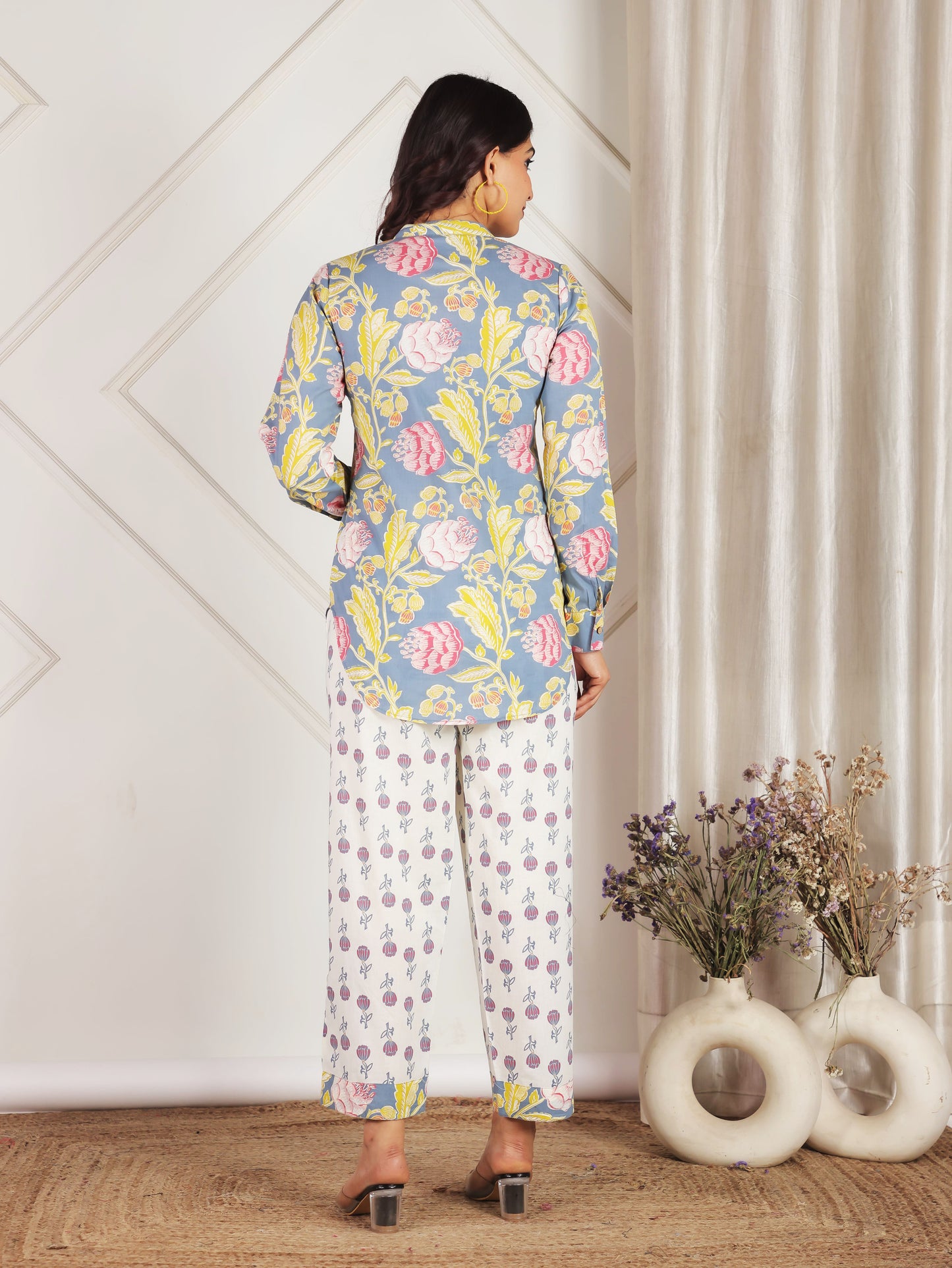 Soft Cotton Floral Straight Blue Top