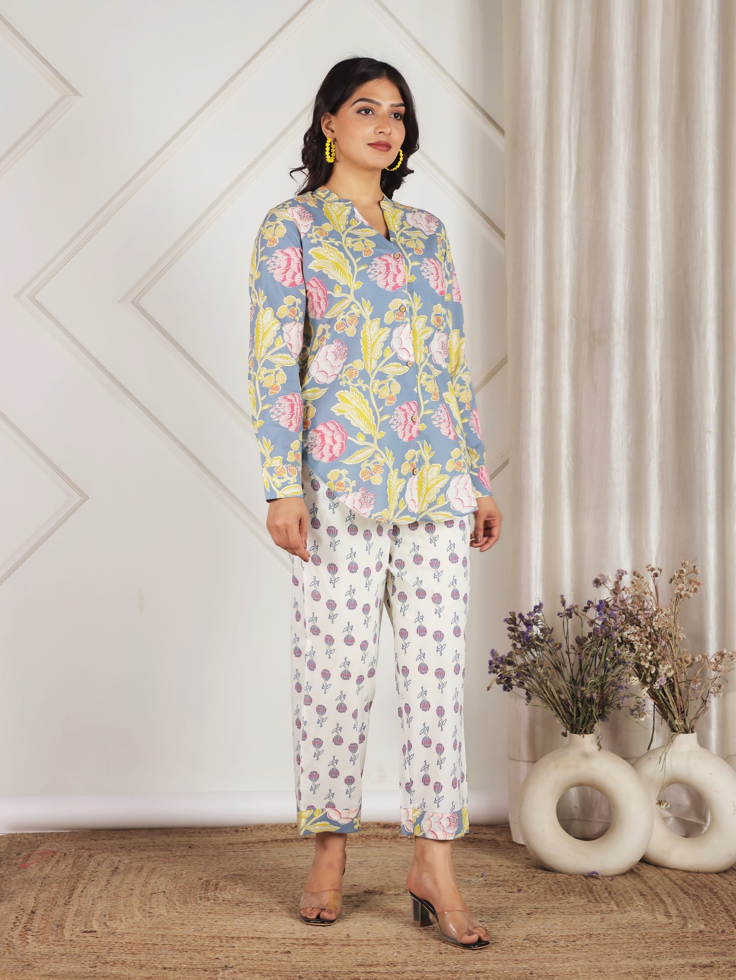 Soft Cotton Floral Straight Blue Top