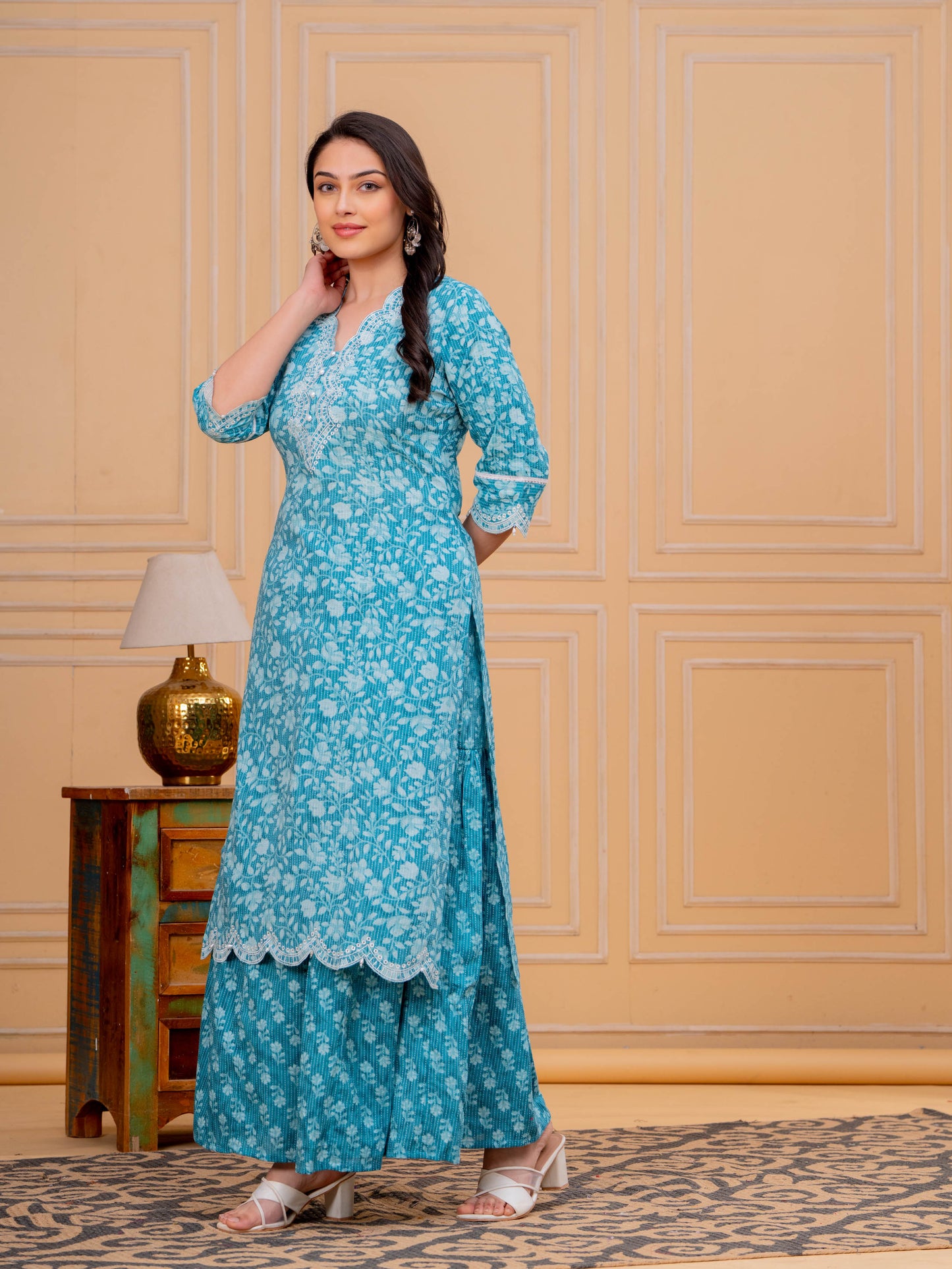 Embroidered Soft Cotton Floral Straight Turquoise Kurta