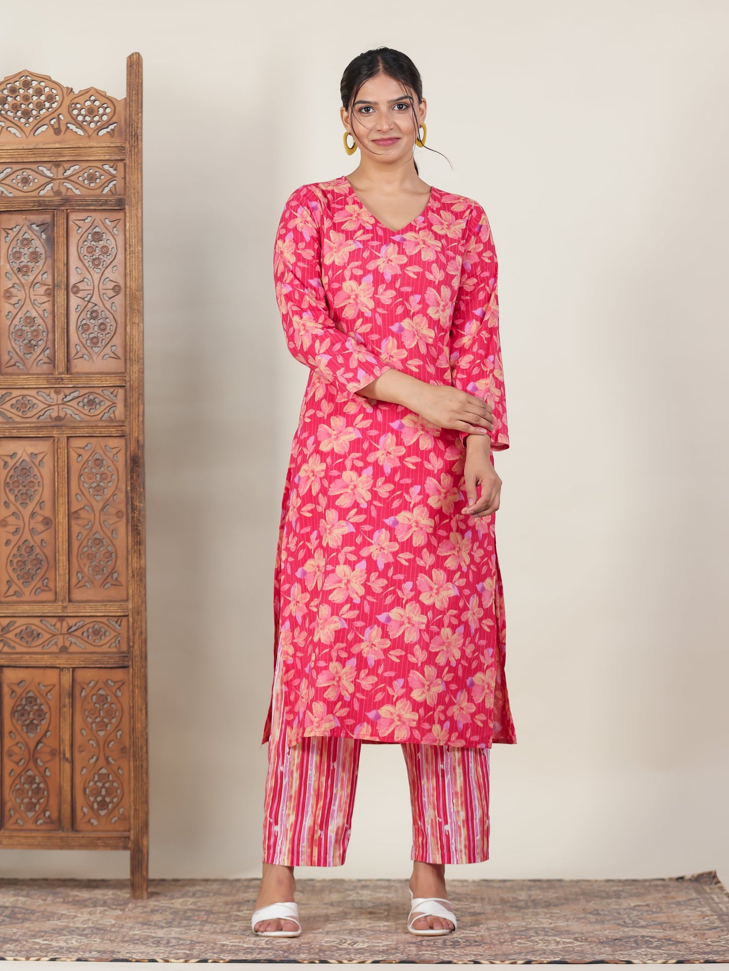 Soft Cotton Floral Straight Pink Kurta