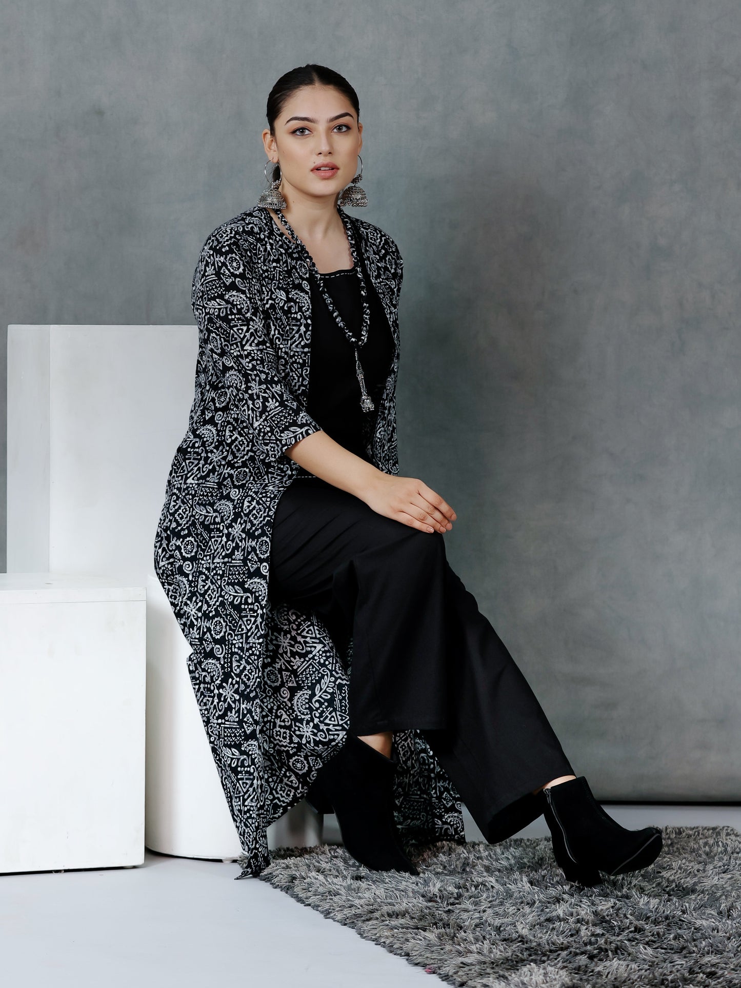 Soft Cotton Abstract Black Jacket