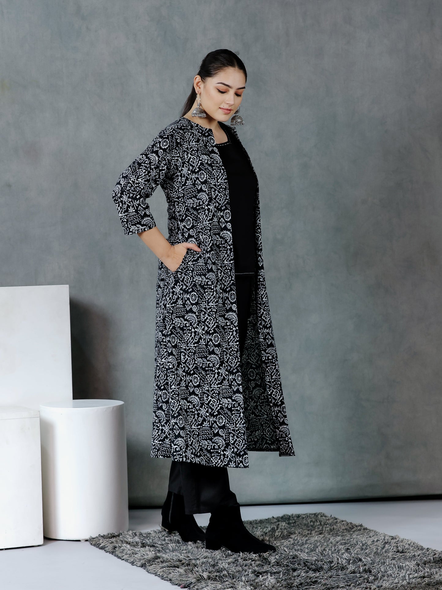 Soft Cotton Solid Straight Black Kurta