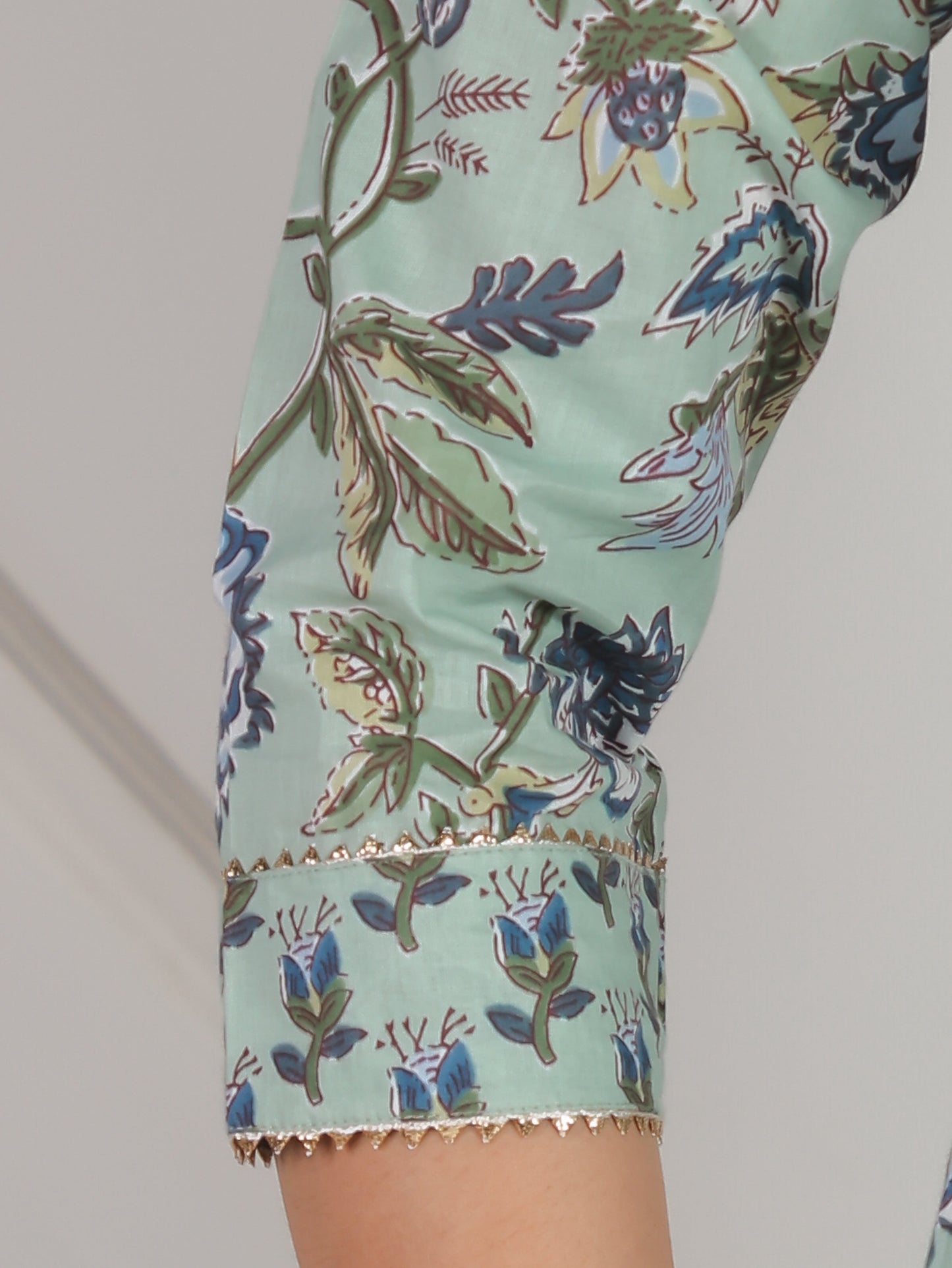 Soft Cotton Floral Straight Green Kurta