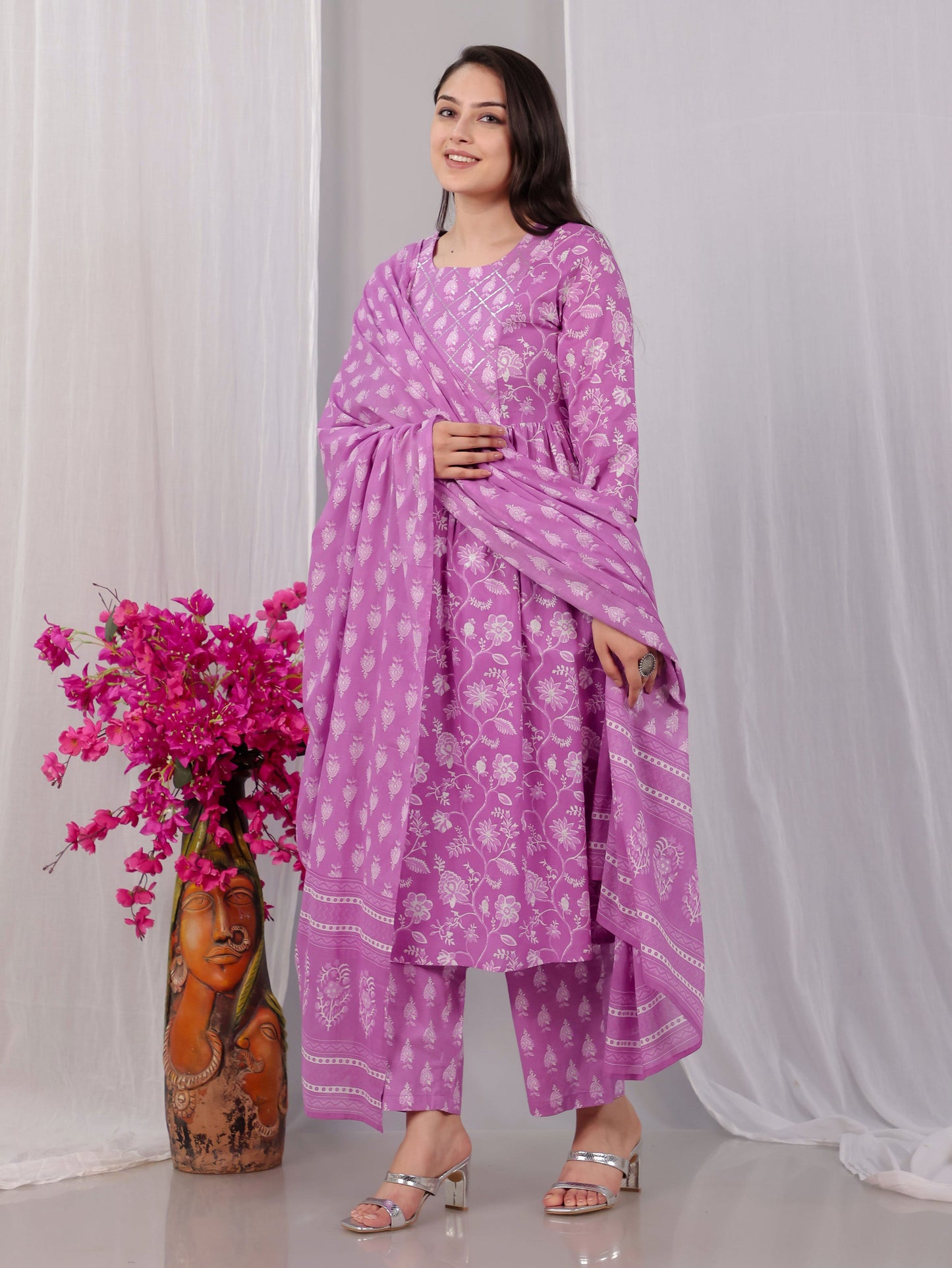 Embroidered Soft Cotton Floral Flared Pink Kurta