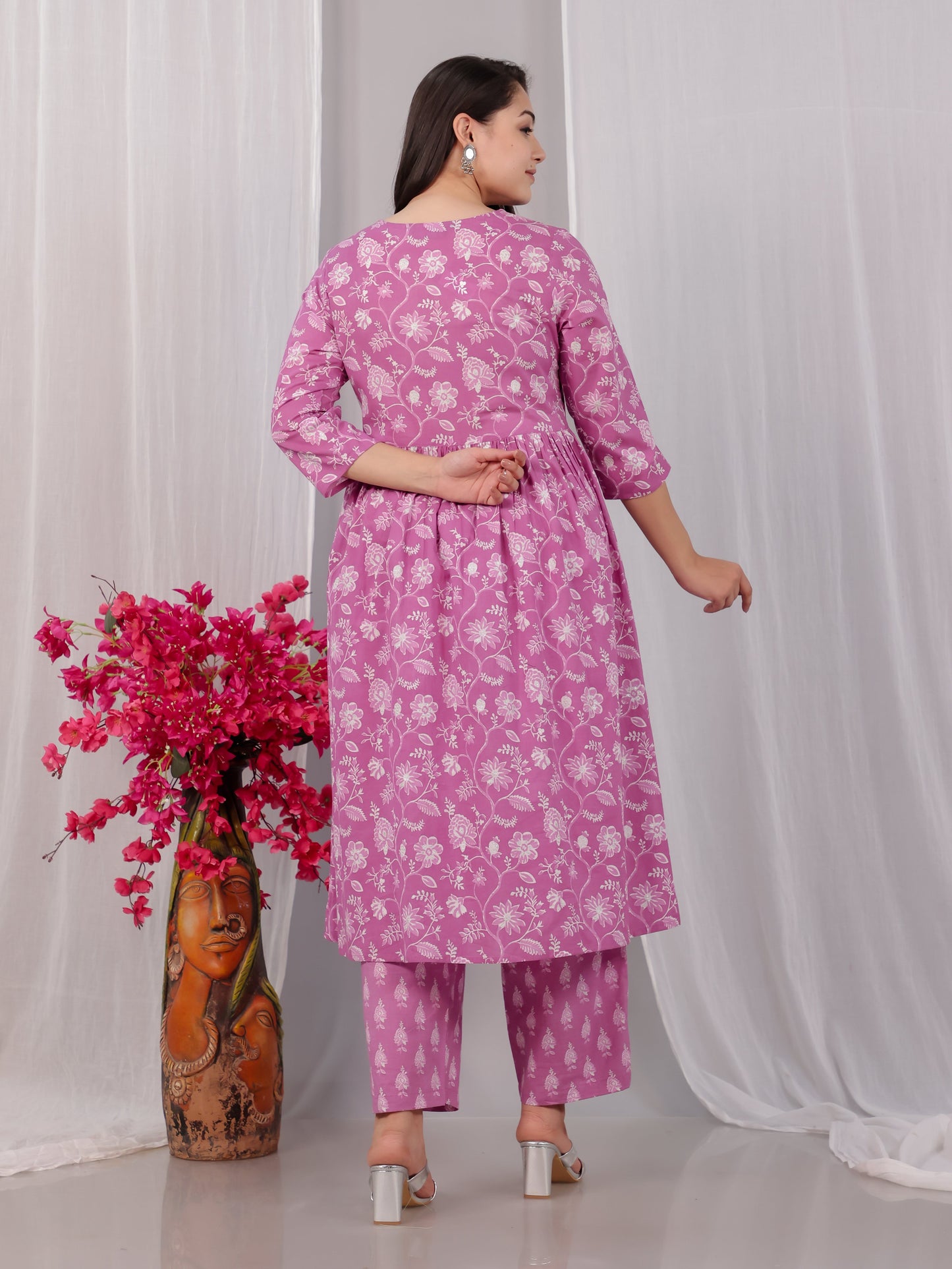 Embroidered Soft Cotton Floral Flared Pink Kurta