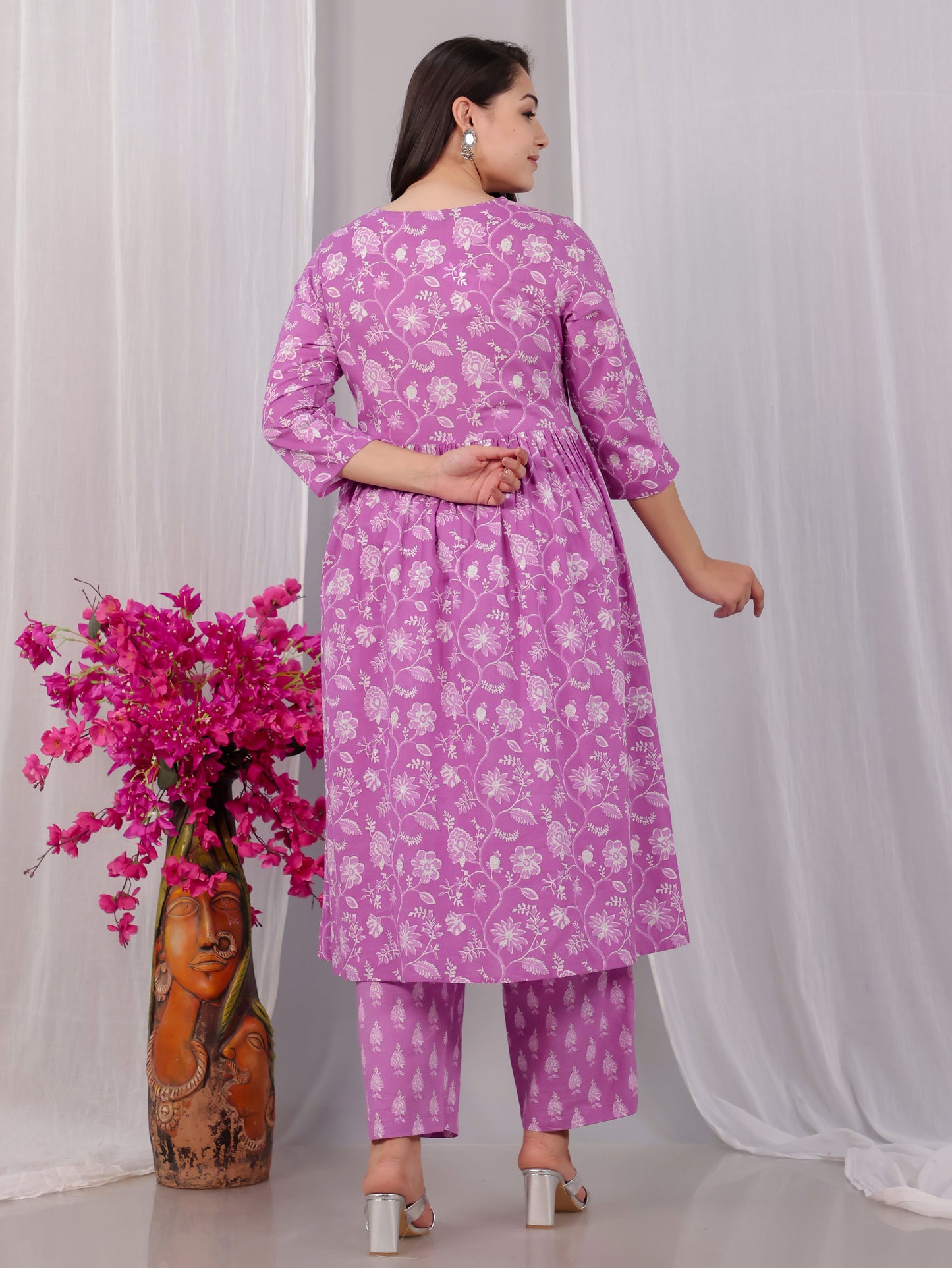 Embroidered Soft Cotton Floral Flared Pink Kurta