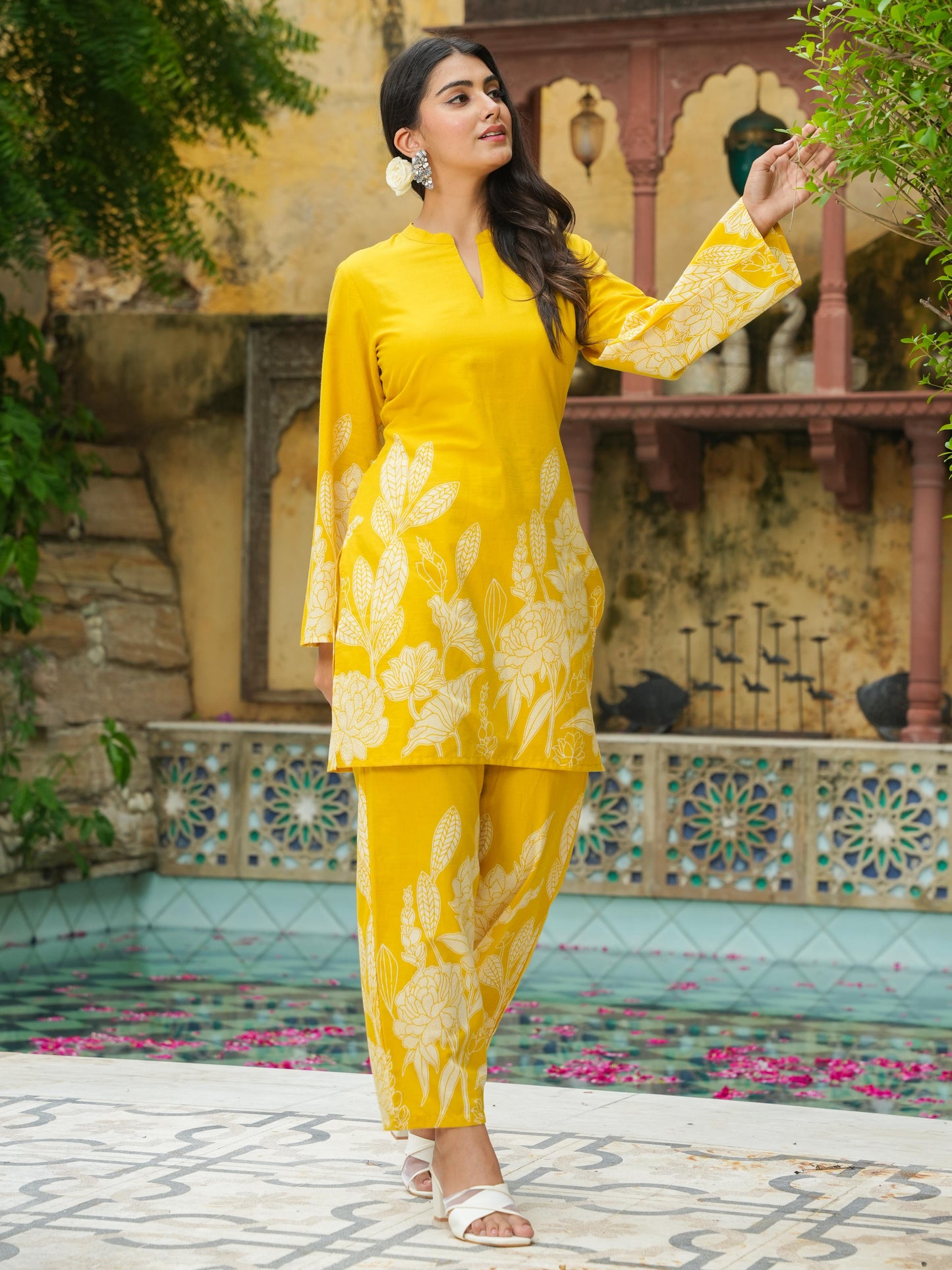 Soft Cotton Placement Print Straight Yellow Kurta