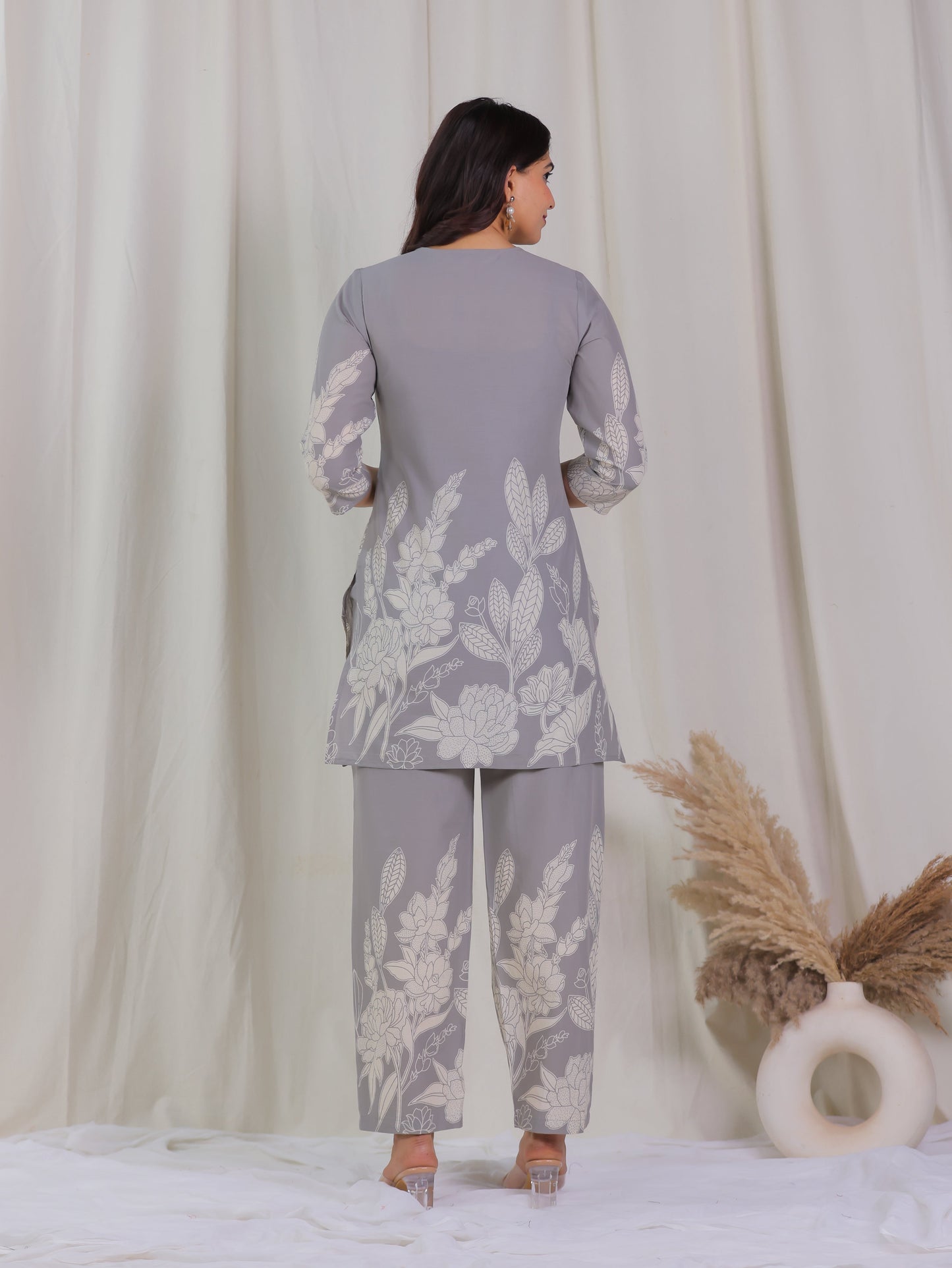 Soft Cotton Placement Print Straight Grey Kurta