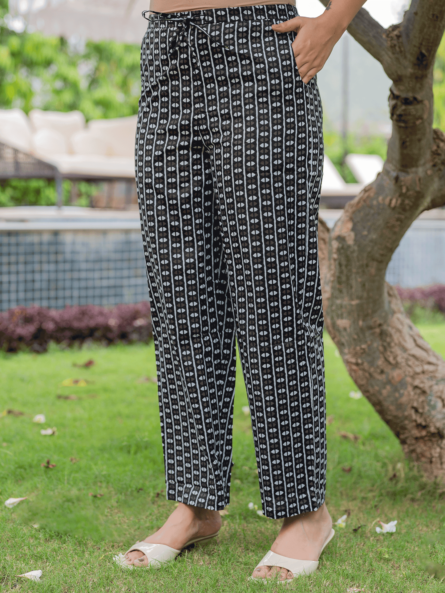 Soft Cotton Geometric Black Straight Trousers