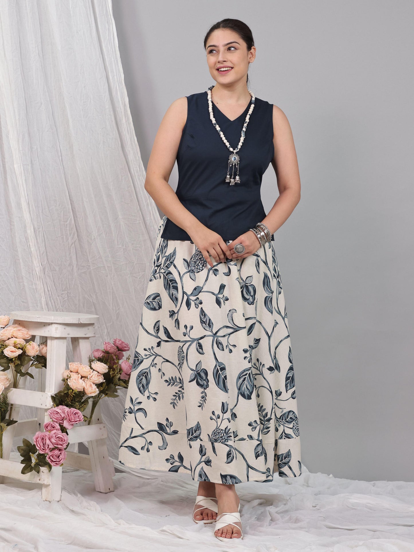 Soft Cotton Solid Straight Blue Kurti