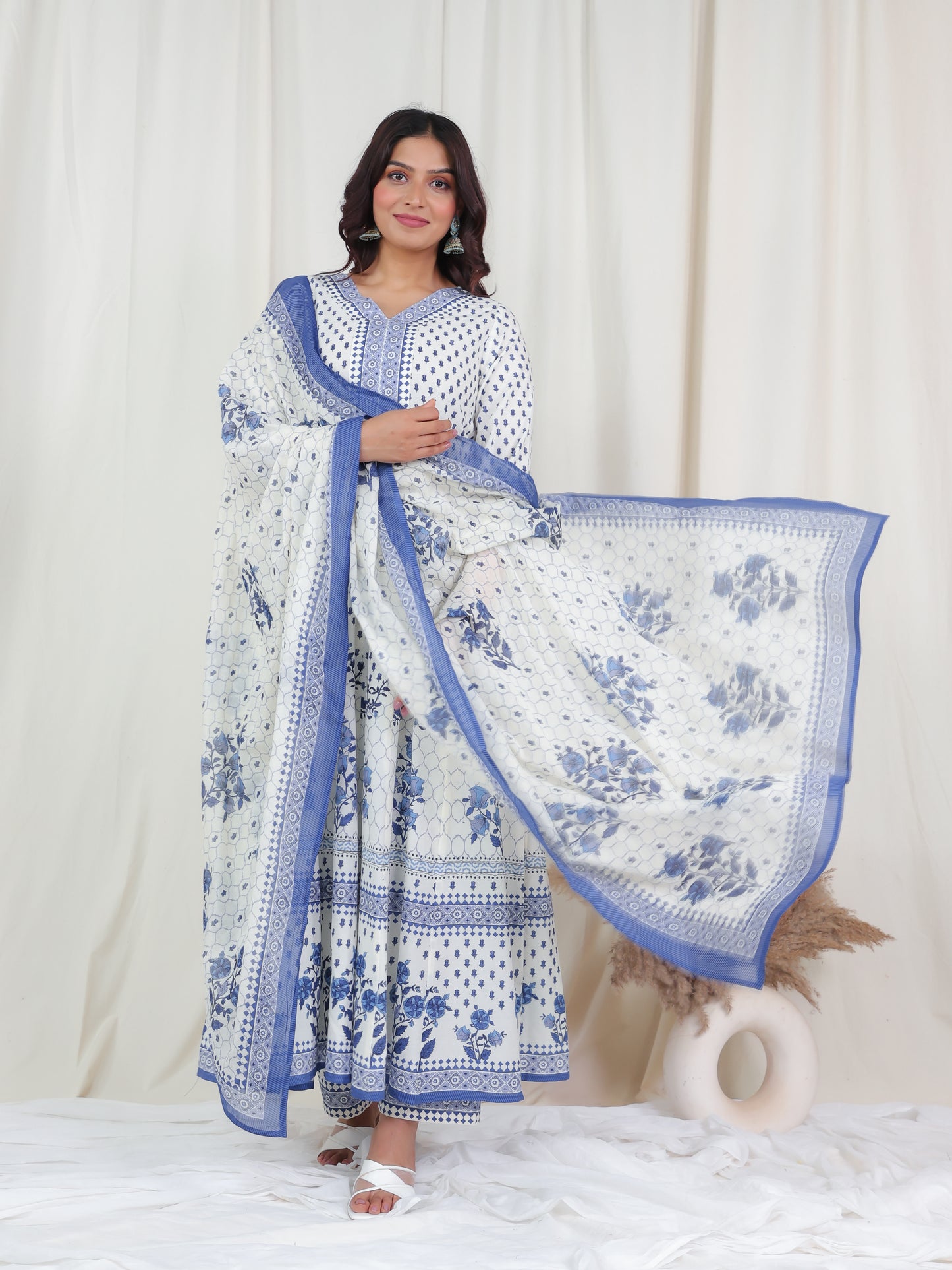 Soft Cotton Butti Anarkali Off White Kurta