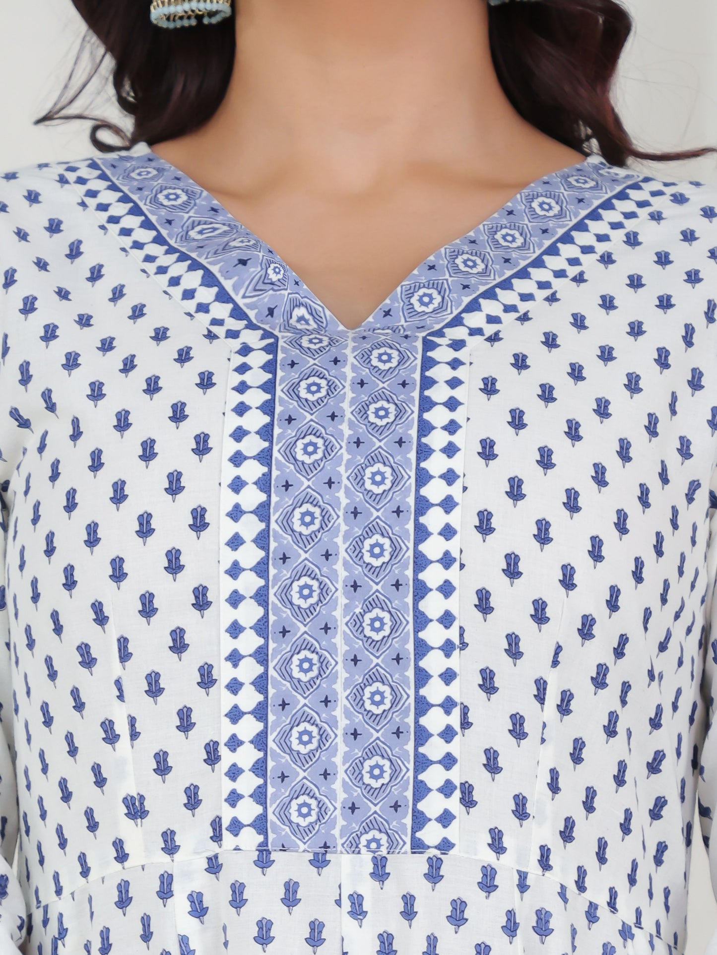 Soft Cotton Butti Anarkali Off White Kurta