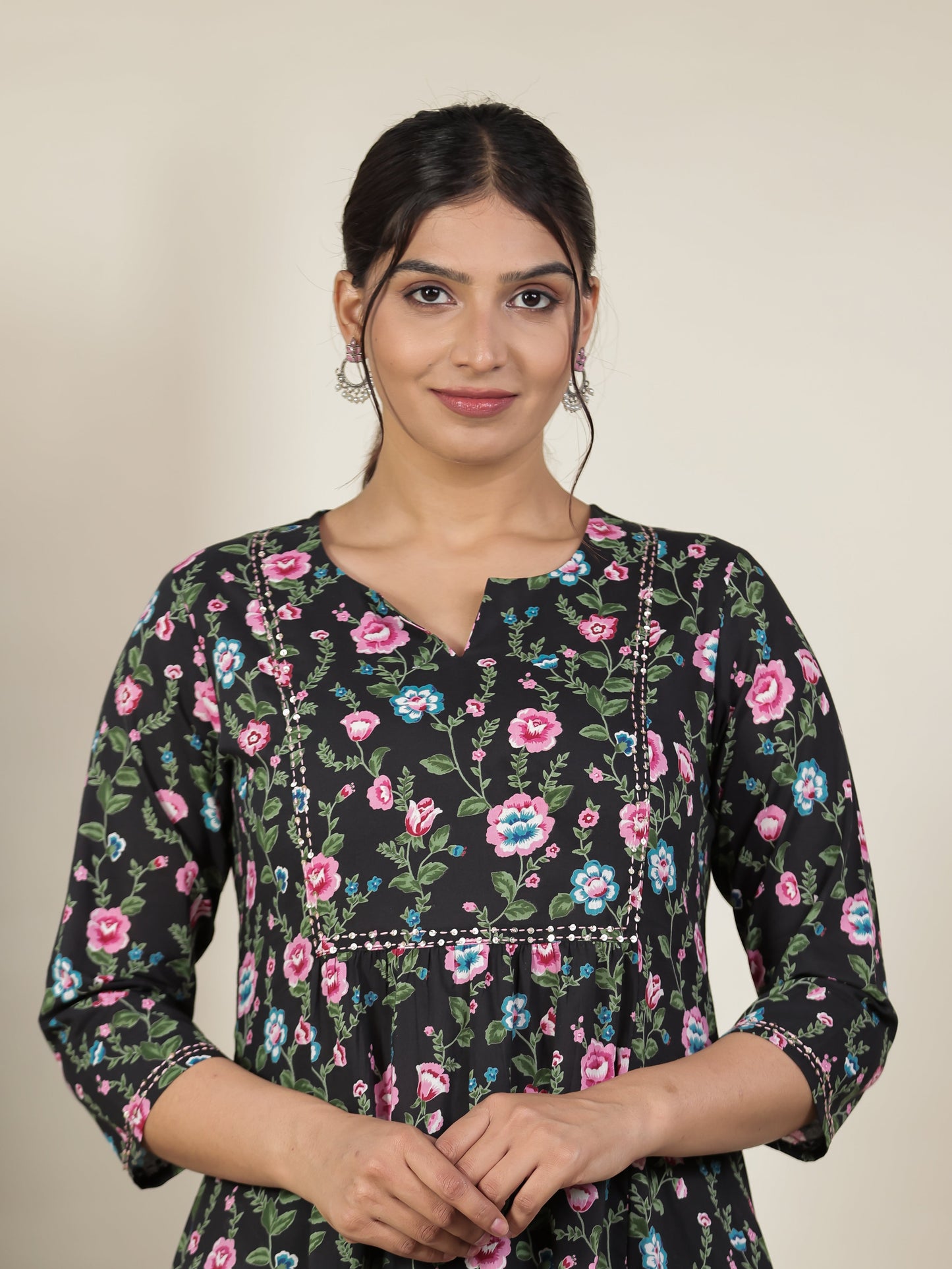 Embroidered Soft Cotton Floral Panelled Black Kurta